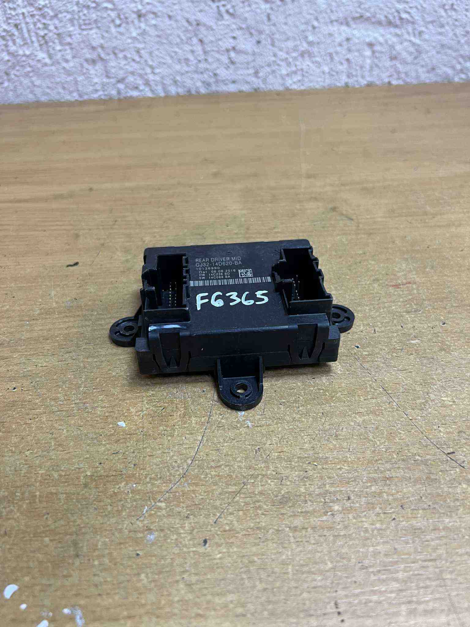 LAND ROVER Range Rover Evoque L538 (1 gen) (2011-2020) Citau veidu vadības bloki GJ3214D620BA,#F6365 32399280