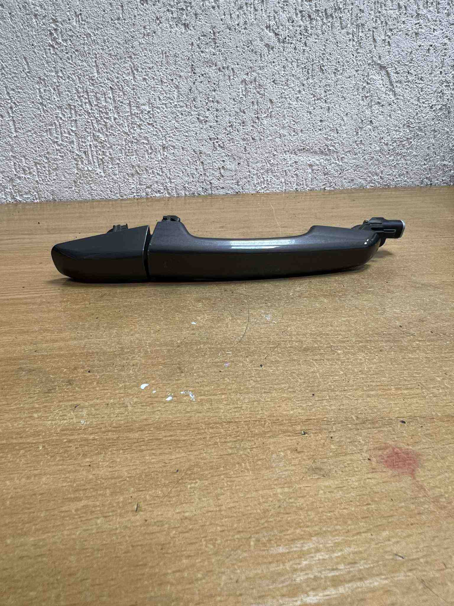 LAND ROVER Range Rover Evoque L538 (1 gen) (2011-2020) Kreisās puses bīdāmo durvju ārējais rokturis BJ32224A44,#F6377 32399436