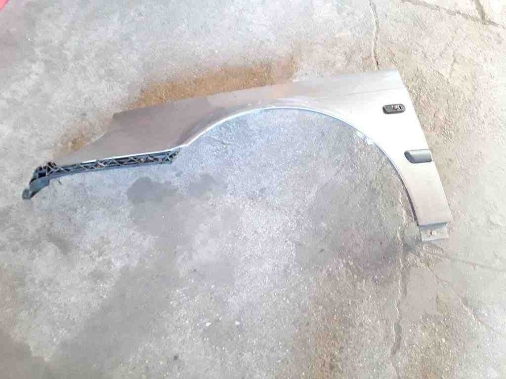 SAAB 93 1 generation (1956-1960) Крыло переднее левое YS3EF45L123045053 32472231