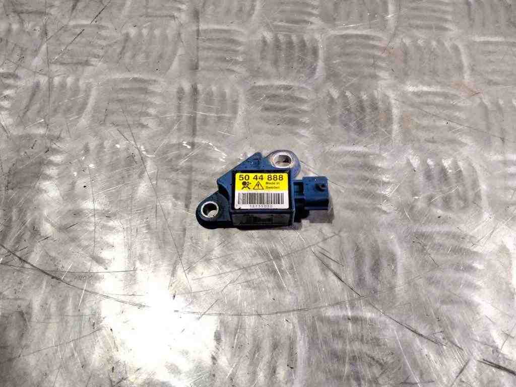 SAAB 93 1 generation (1956-1960) Rear Left Crash  Sensor 5044888 32475944