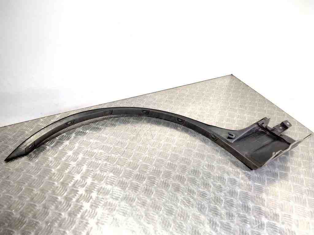 BMW X3 E83 (2003-2010) Накладка переднего правого крыла 51773405818 32478976
