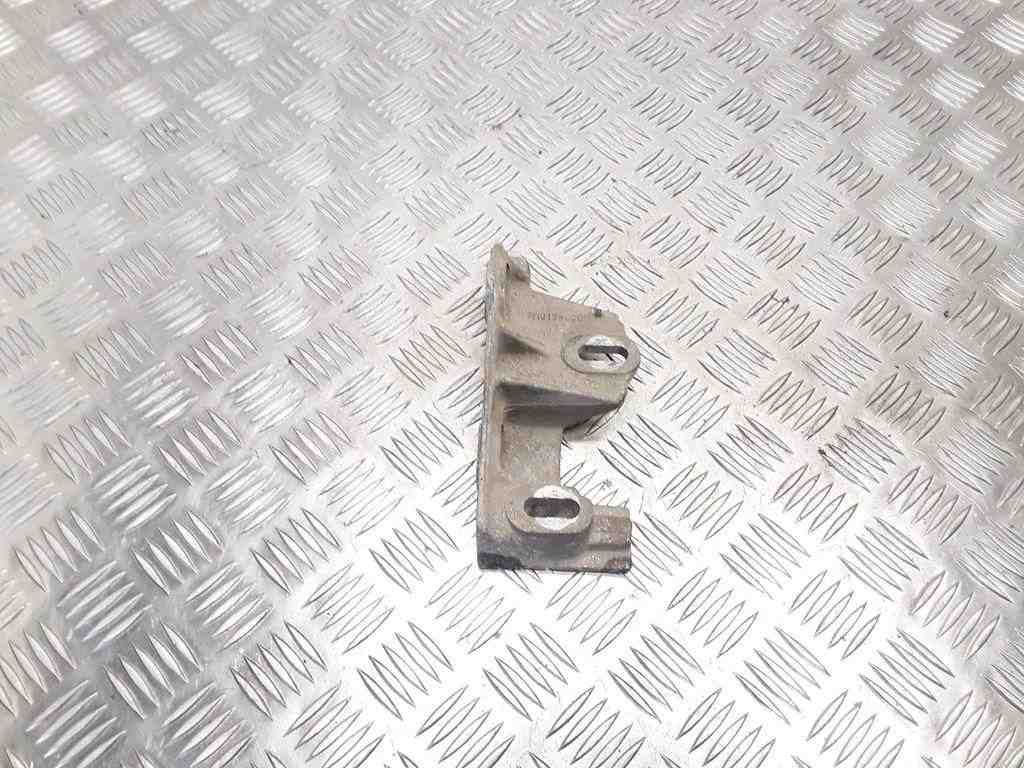 SEAT Alhambra 1 generation (1996-2010) Engine Bracket Right Side 7M0199600 32486930