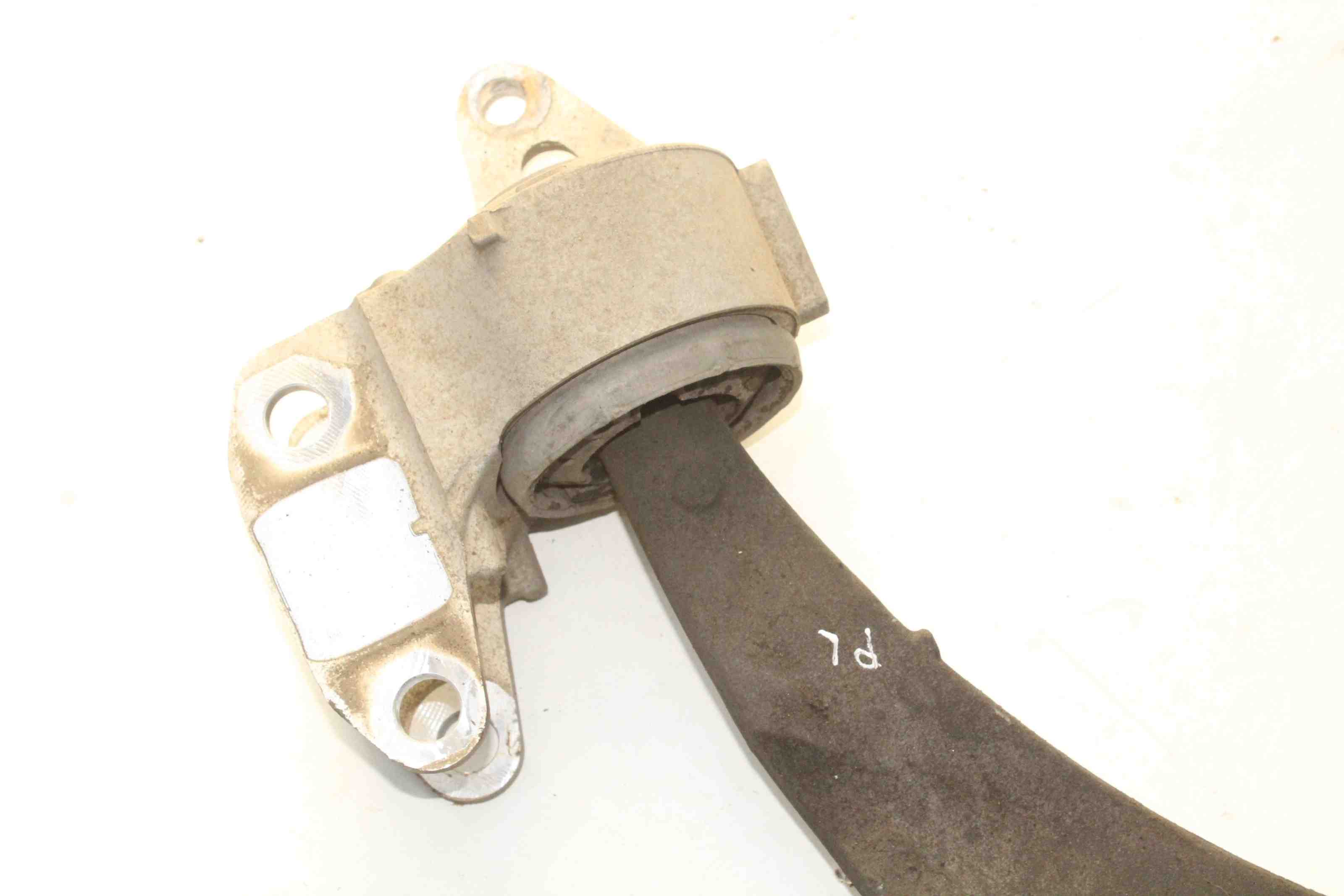 LAND ROVER Range Rover Evoque L551 (2 gen) (2018-2024) Front Left Arm K8D23A053 32401724