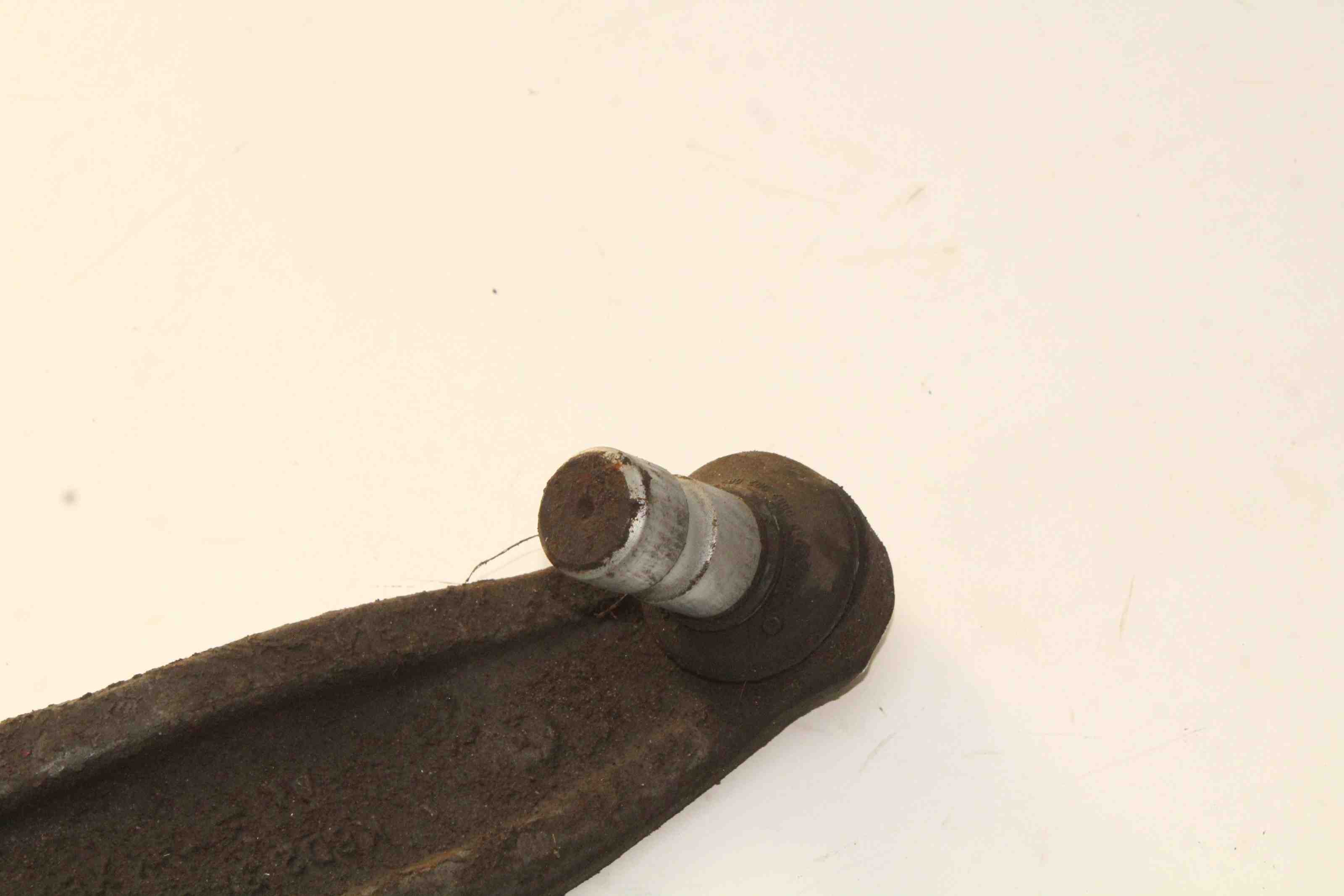 LAND ROVER Range Rover Evoque L551 (2 gen) (2018-2024) Front Left Arm K8D23A053 32401724
