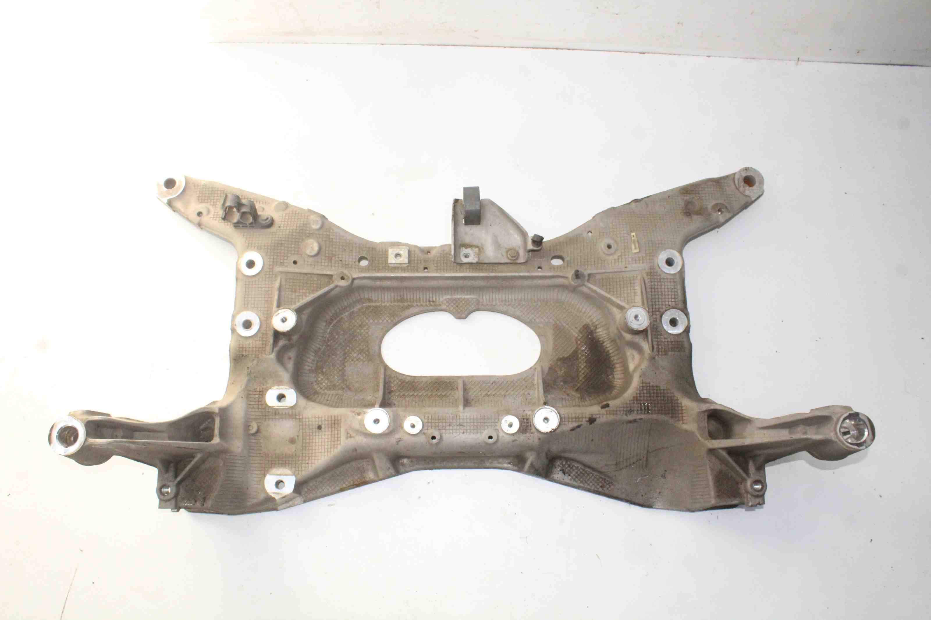 LAND ROVER Range Rover Evoque L551 (2 gen) (2018-2024) Främre upphängd underram K8D2-5C145 32401842