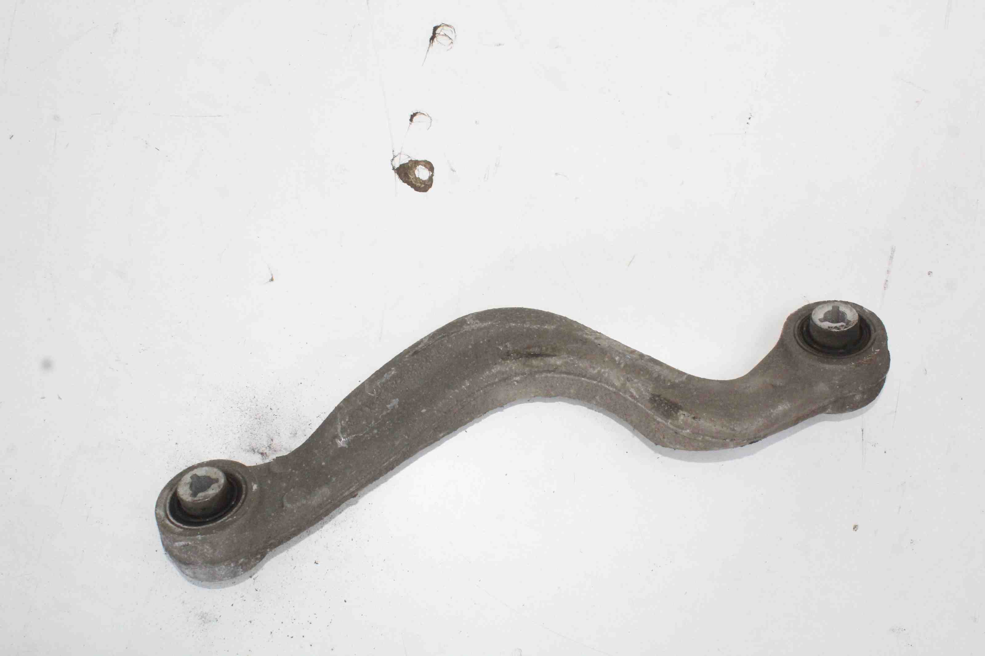 LAND ROVER Range Rover Evoque L551 (2 gen) (2018-2024) Bakre höger arm FK725B672AC 32402230