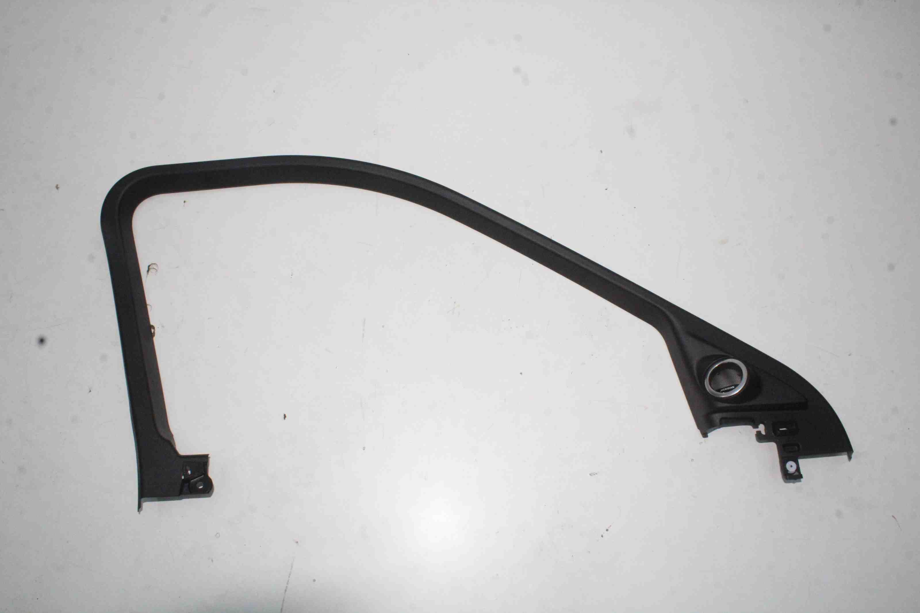 LAND ROVER Range Rover Evoque L551 (2 gen) (2018-2024) Vänster främre dörrpanel K8D2-20905-AA 32405277