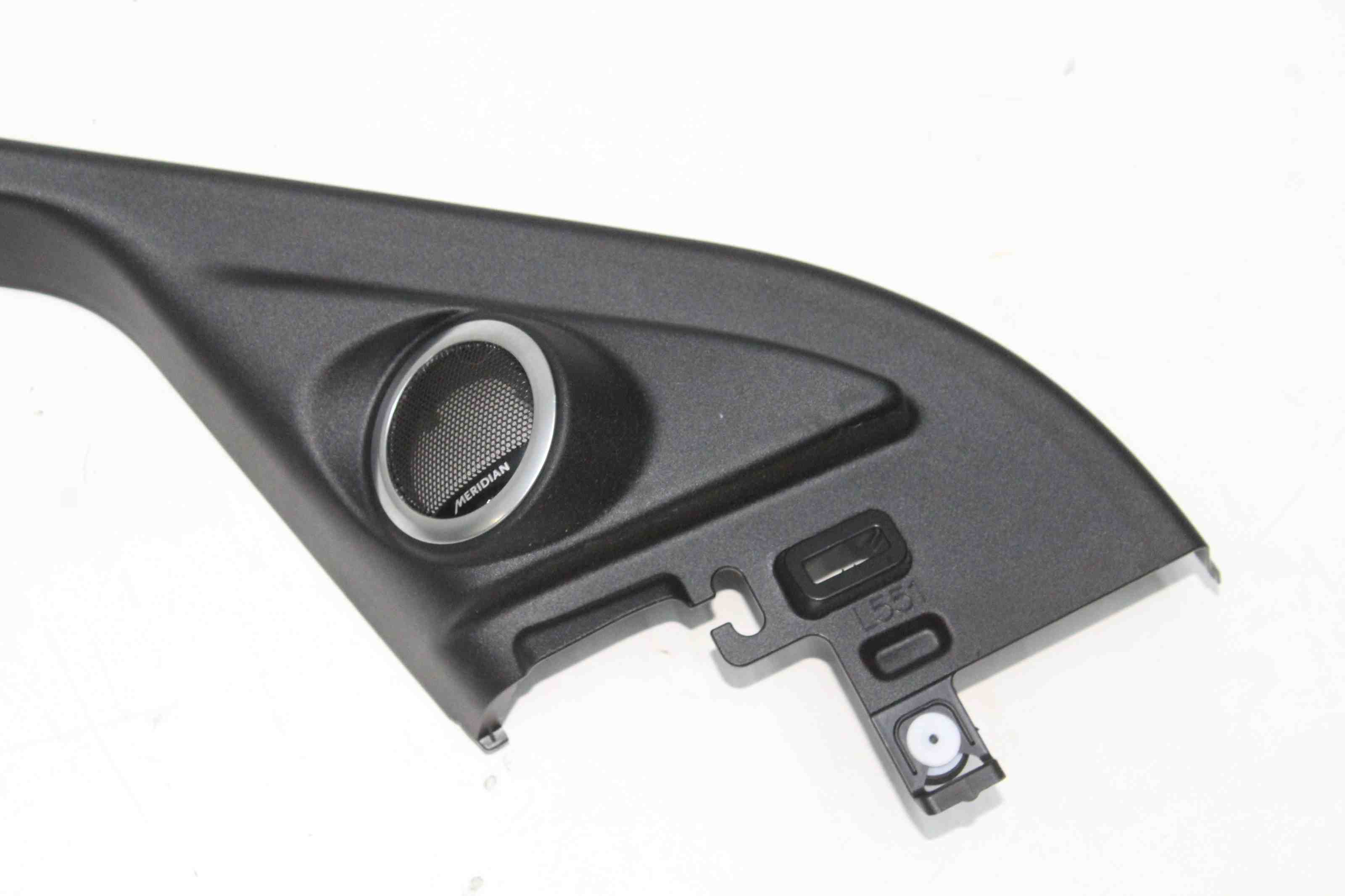 LAND ROVER Range Rover Evoque L551 (2 gen) (2018-2024) Vänster främre dörrpanel K8D2-20905-AA 32405277