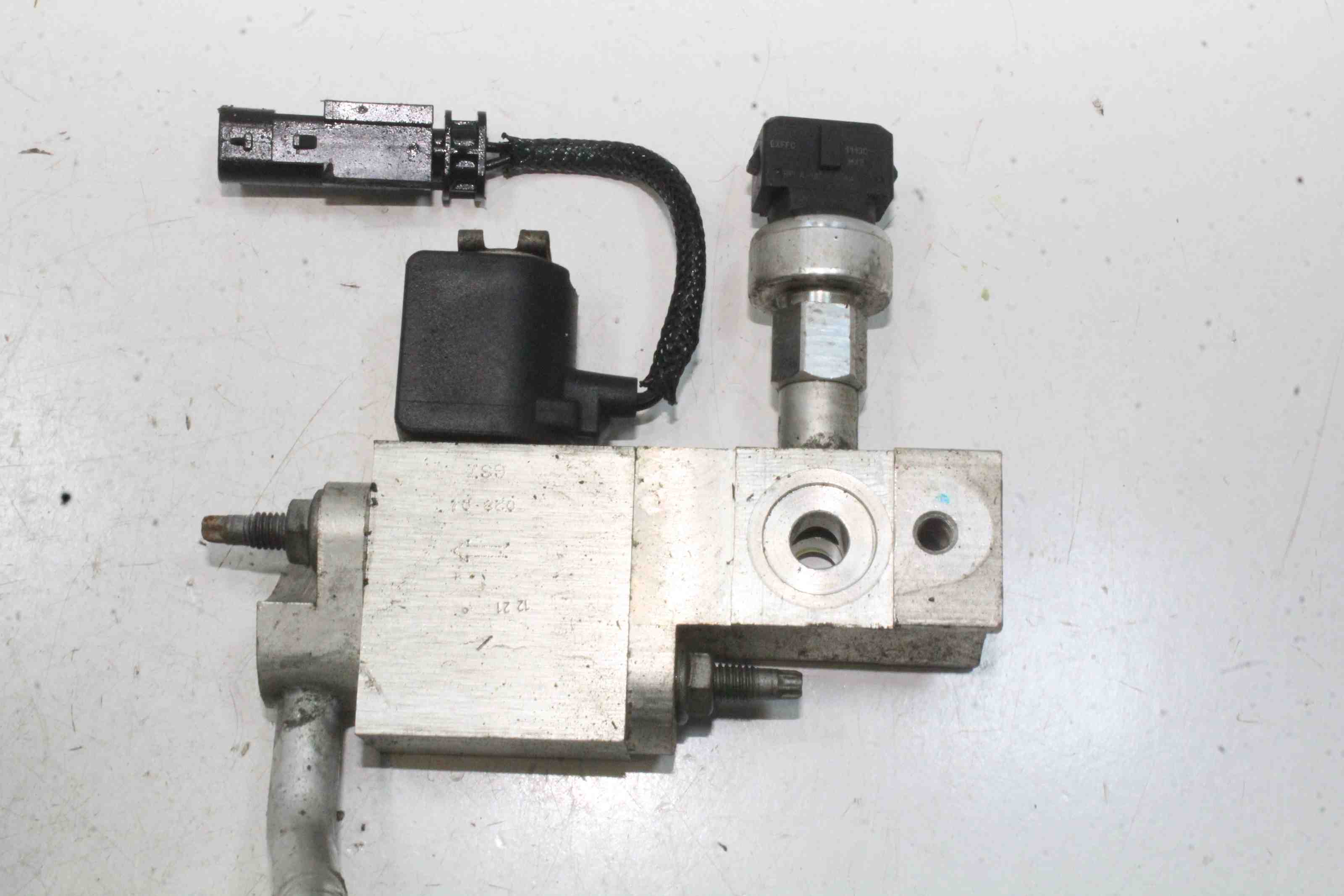 LAND ROVER Range Rover Evoque L551 (2 gen) (2018-2024) Luftkonditioneringens expansionsventil CPLA-7L575-AA 32405697