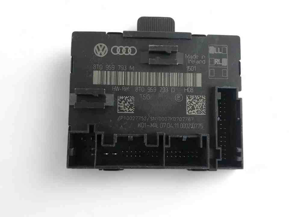 AUDI A4 B8/8K (2011-2016) Блок управления 8T0959793M 32399156
