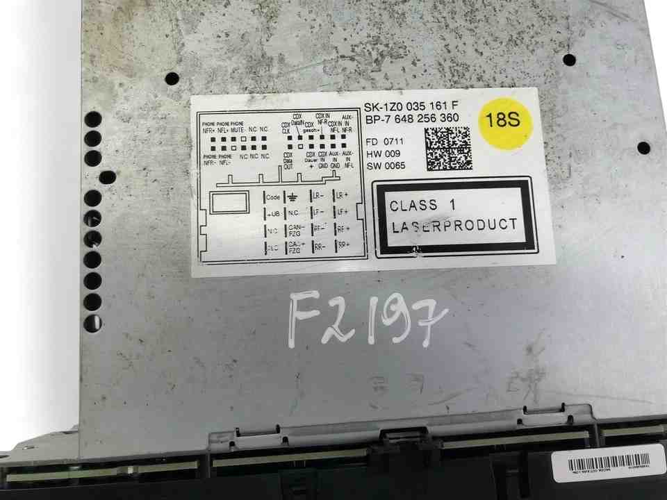 SKODA Octavia 2 generation (2004-2013) Mūzikas atskaņotājs bez GPS/navigācijas 1Z0035161F 32400168