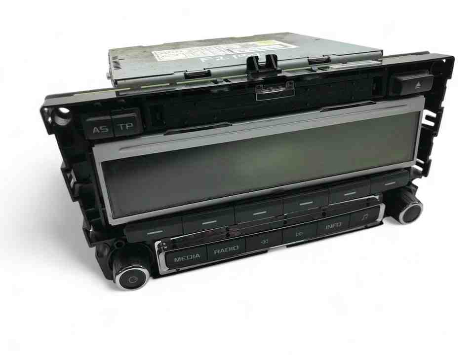 SKODA Octavia 2 generation (2004-2013) Mūzikas atskaņotājs bez GPS/navigācijas 1Z0035161F 32400168