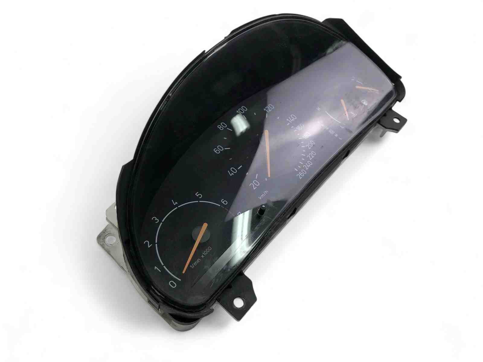 SAAB 95 1 generation (1959-1977) Instrumentu panelis/spidometrs 5371331 32400179