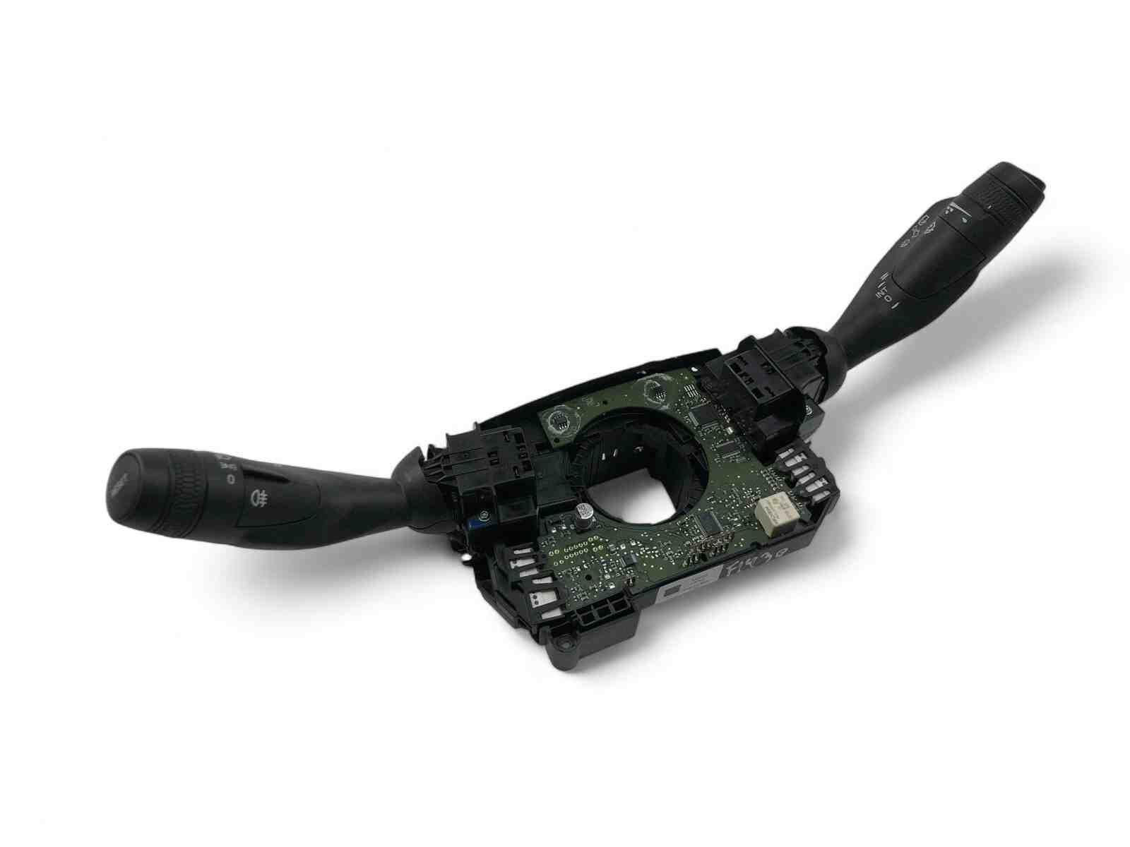 VOLVO V60 1 generation (2010-2020) Pagrieziena rādītāja mehānisms E161830 32400304
