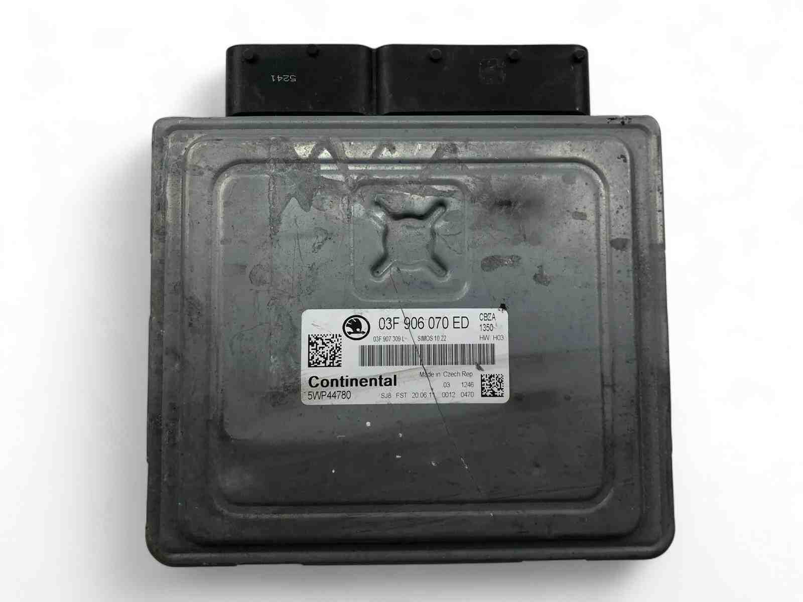 SKODA Fabia 2 generation  (2010-2014) Motorstyrenhet ECU 03F906070ED 32402251