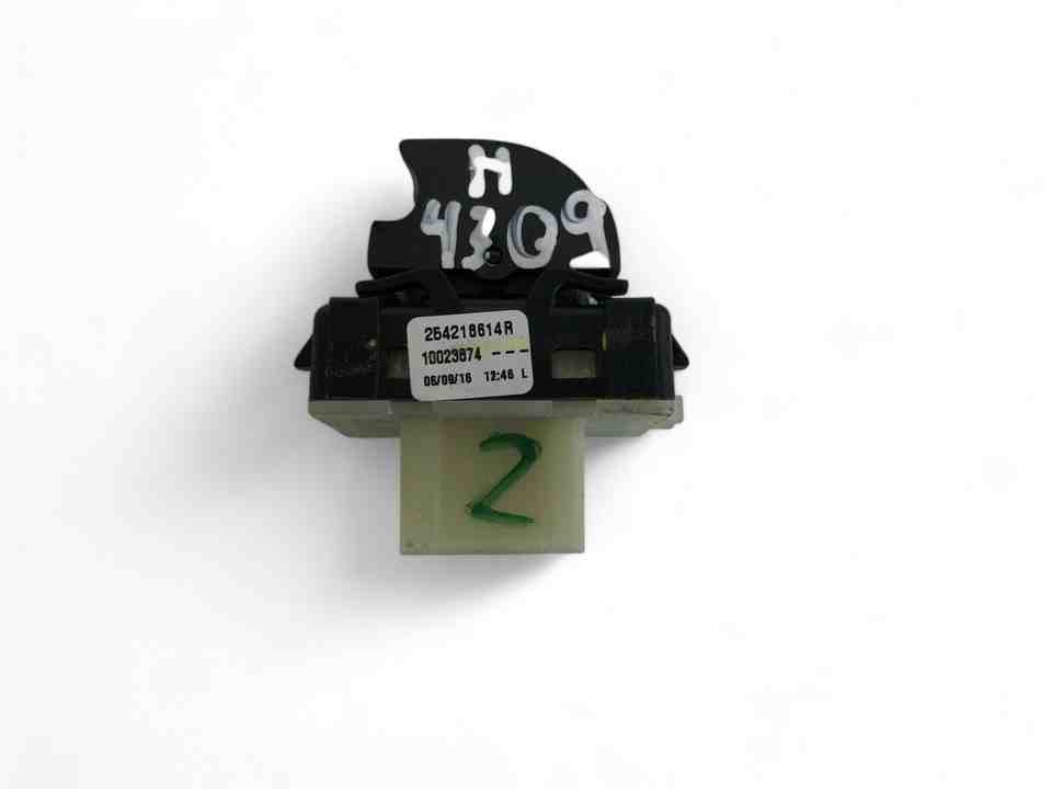 RENAULT Captur 1 generation (2013-2019) Främre höger dörrfönsterbrytare 254216614R 32405248