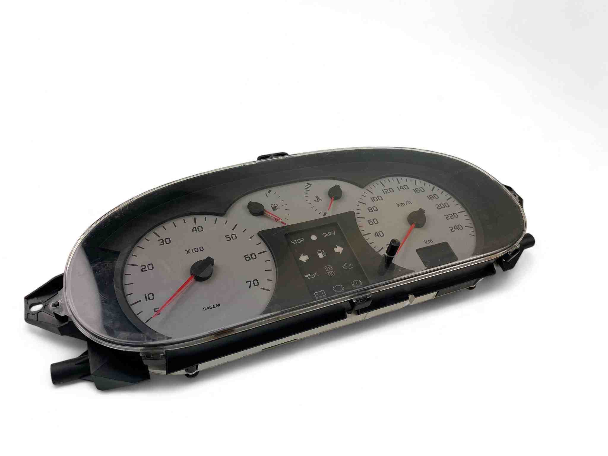 RENAULT Scenic 1 generation (1996-2003) Nopeusmittari P8200038777 32411018