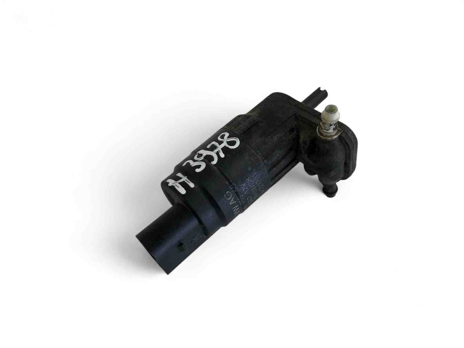 AUDI A1 8X (2010-2020) Windshield/windshield washer pump 1K6955651 32415273