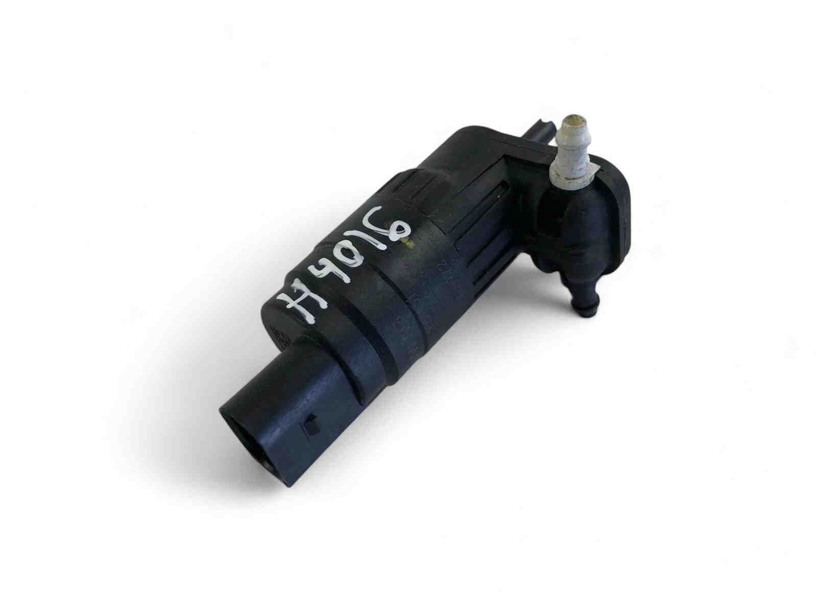 AUDI A1 8X (2010-2020) Windshield/windshield washer pump 1K6955651 32415707