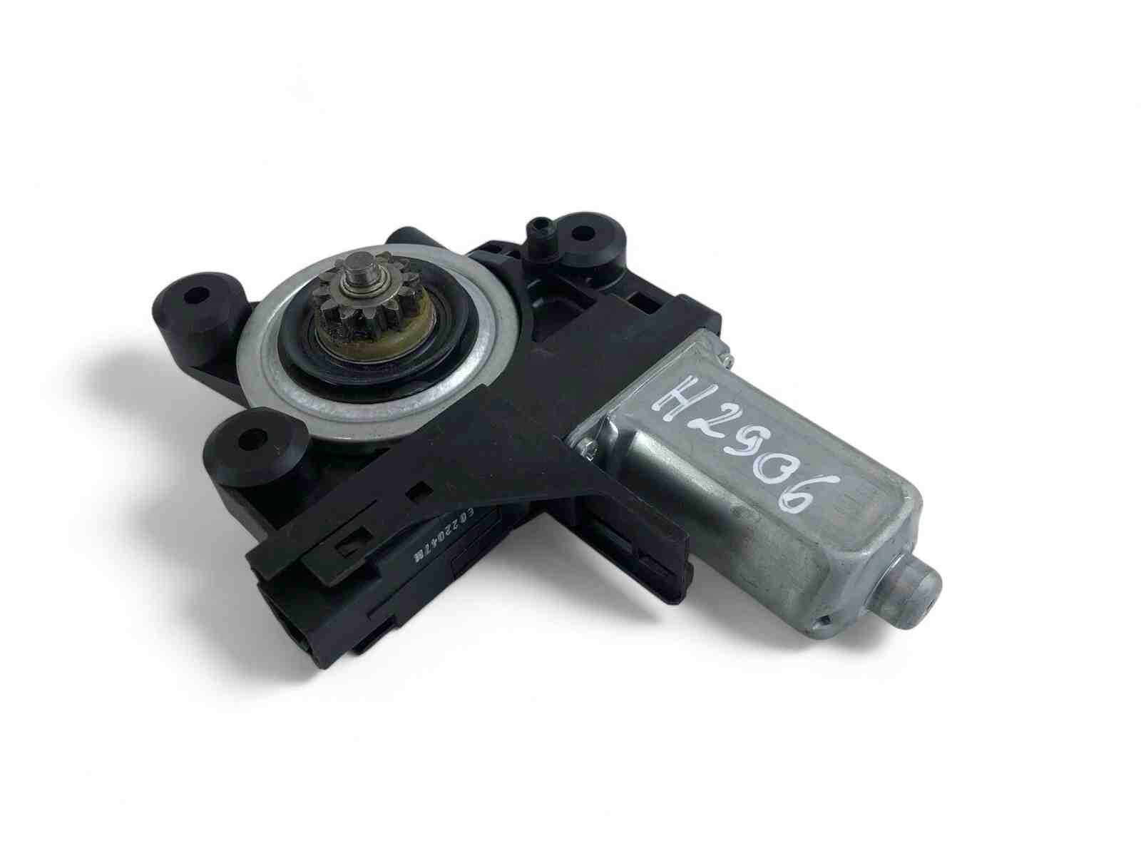 VOLVO V60 1 generation (2010-2020) Front Right Door Window Control Motor 970714-101 32446302
