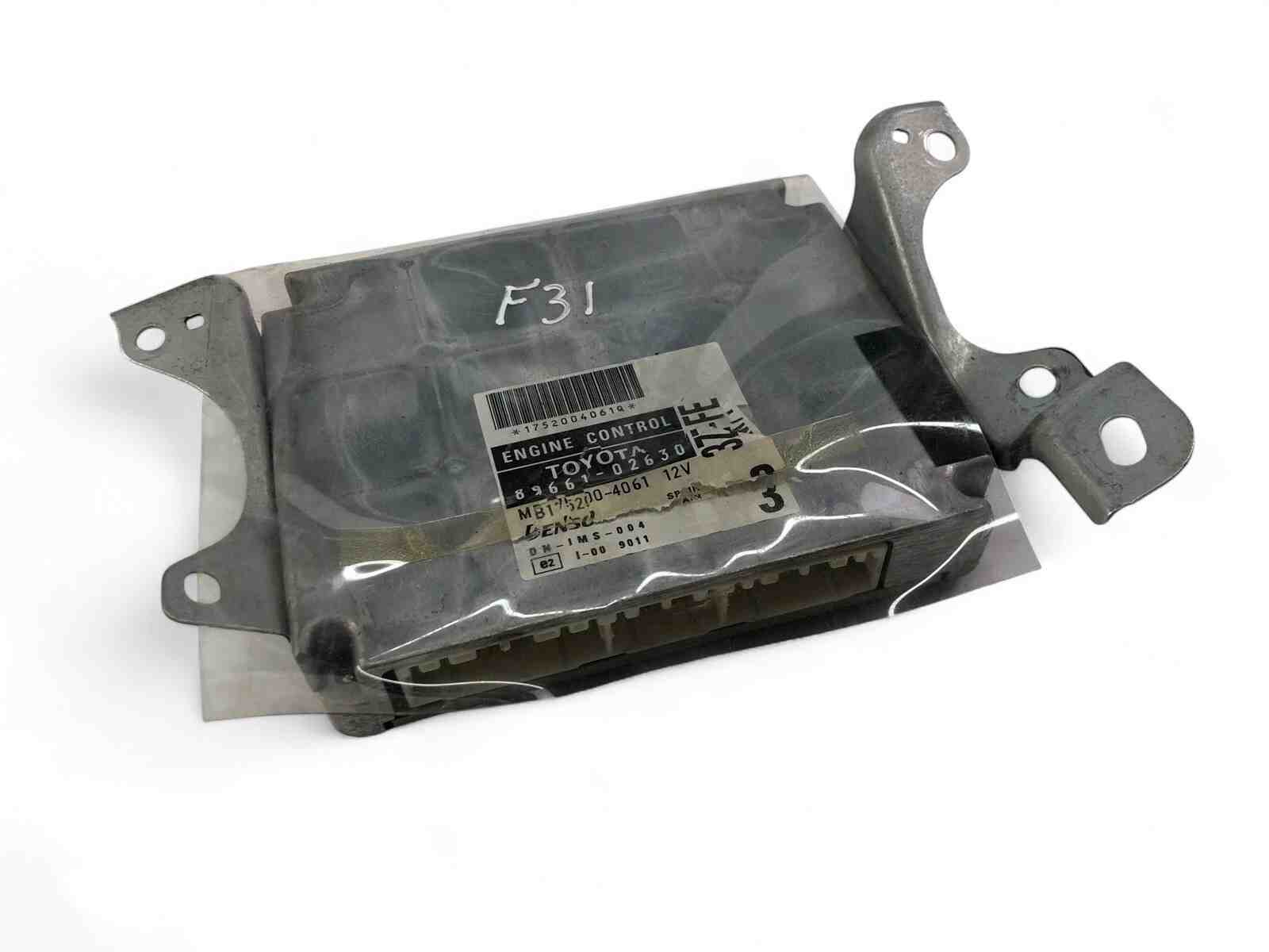 TOYOTA Corolla E120 (2000-2008) Motora vadības bloks 89661-02630 32546364