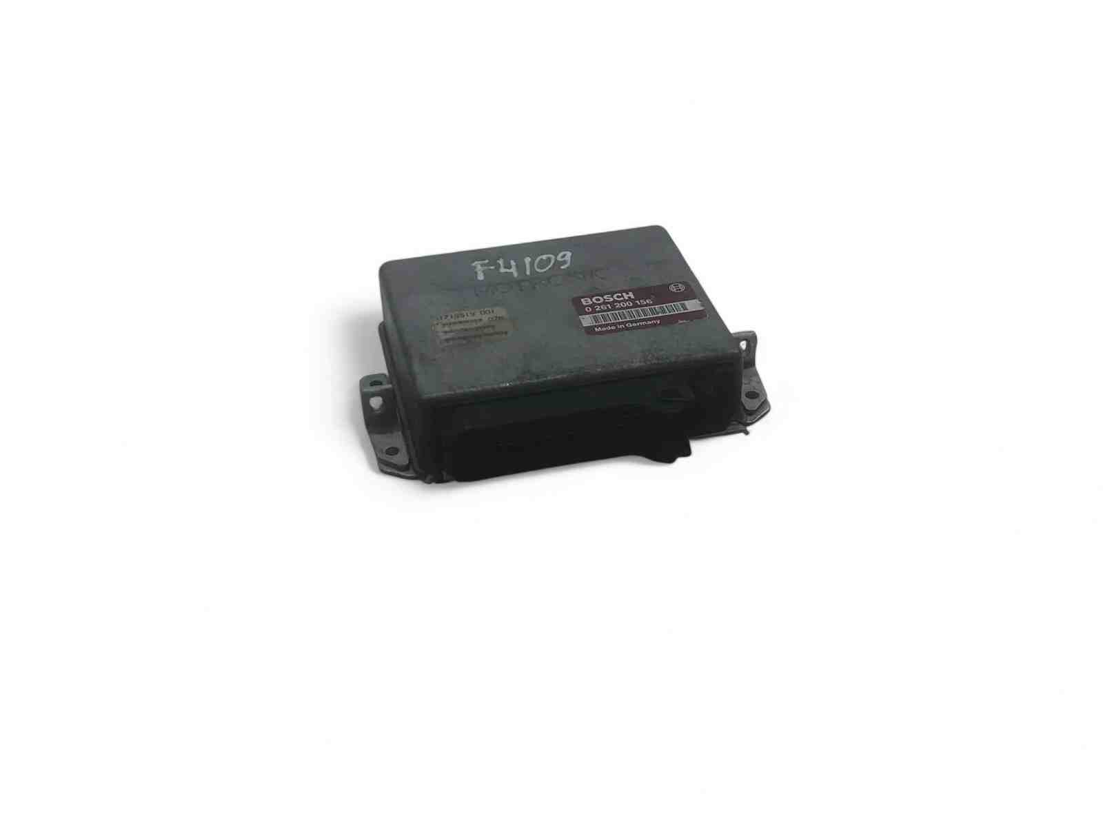 BMW 7 Series E32 (1986-1994) Motora vadības bloks 0261200156 32546369