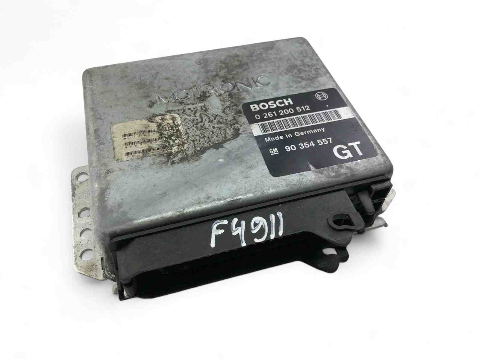 OPEL Omega B (1994-2003) Riadiaca jednotka motora 90354557,0261200512 32568078
