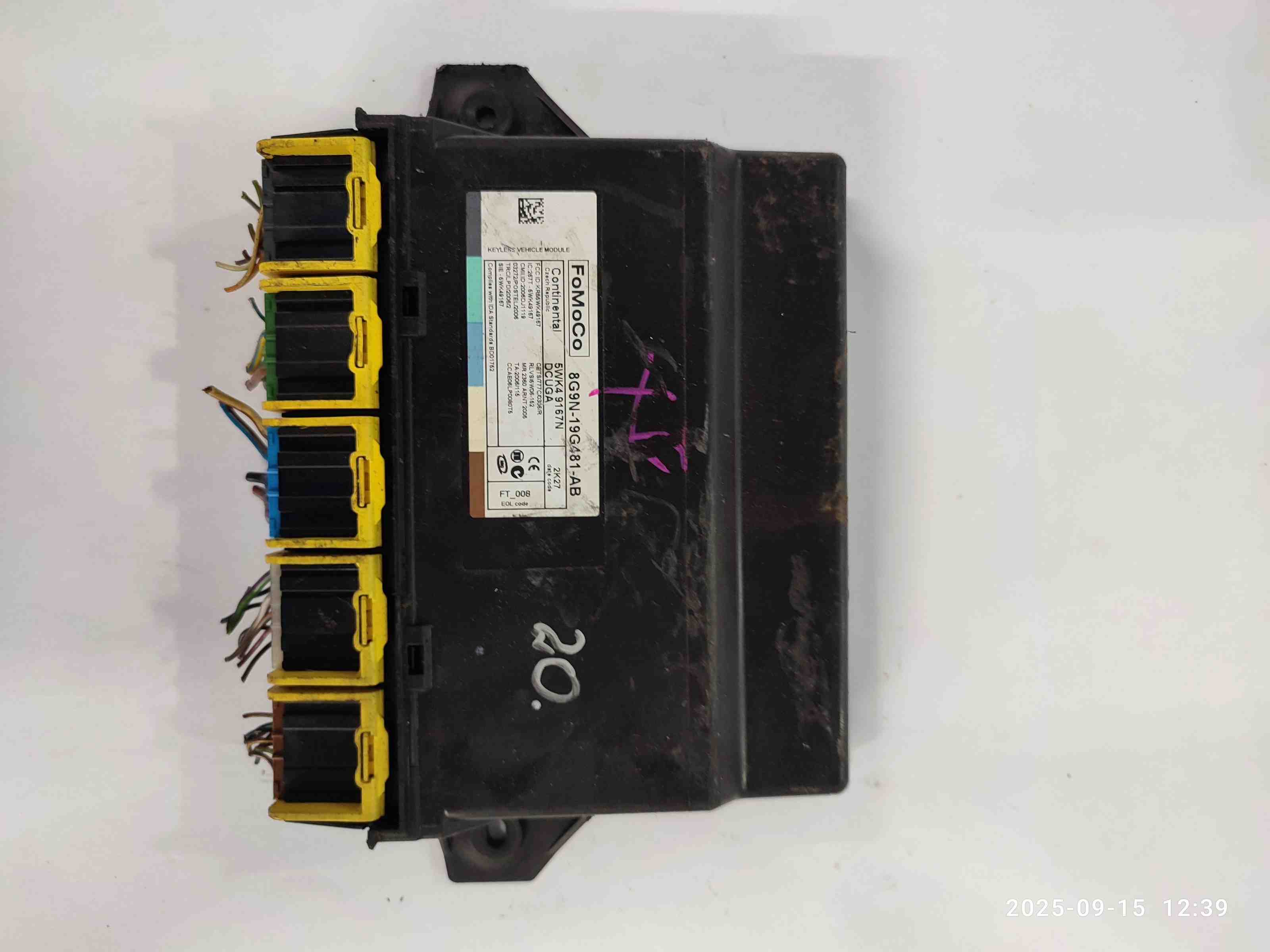 JAGUAR XK X150  (2005-2014) Centrālās Atslēgas Vadības Bloks 8G9N19G481AB 32401463