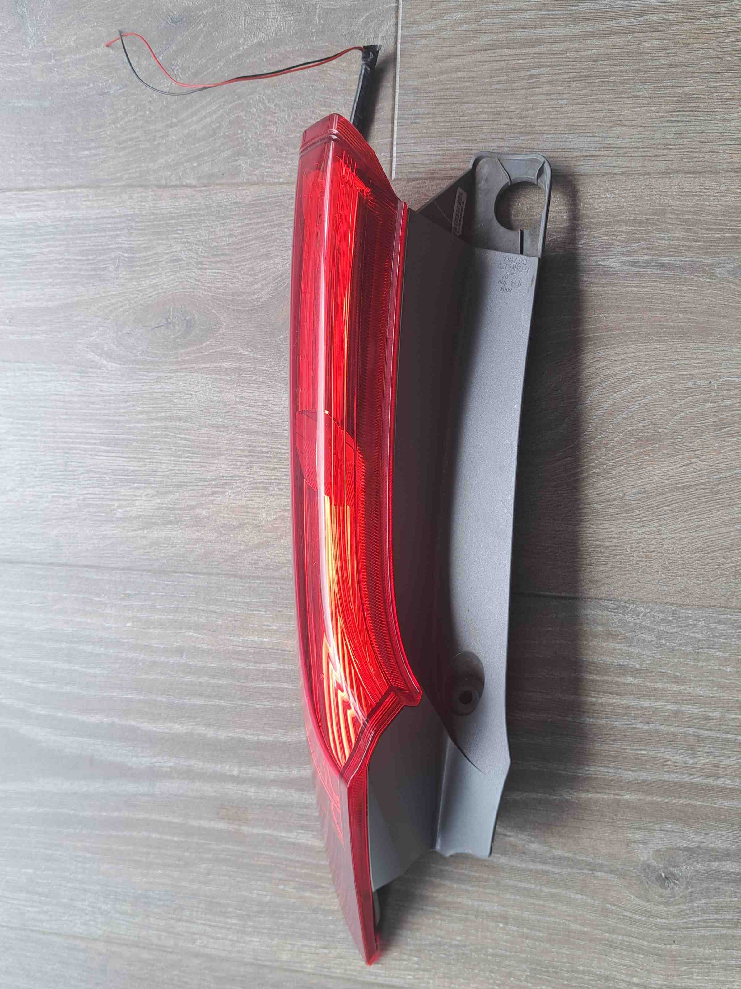 HONDA CR-V 4 generation (2012-2019) Bakre höger bakljuslampa W0706 32401602