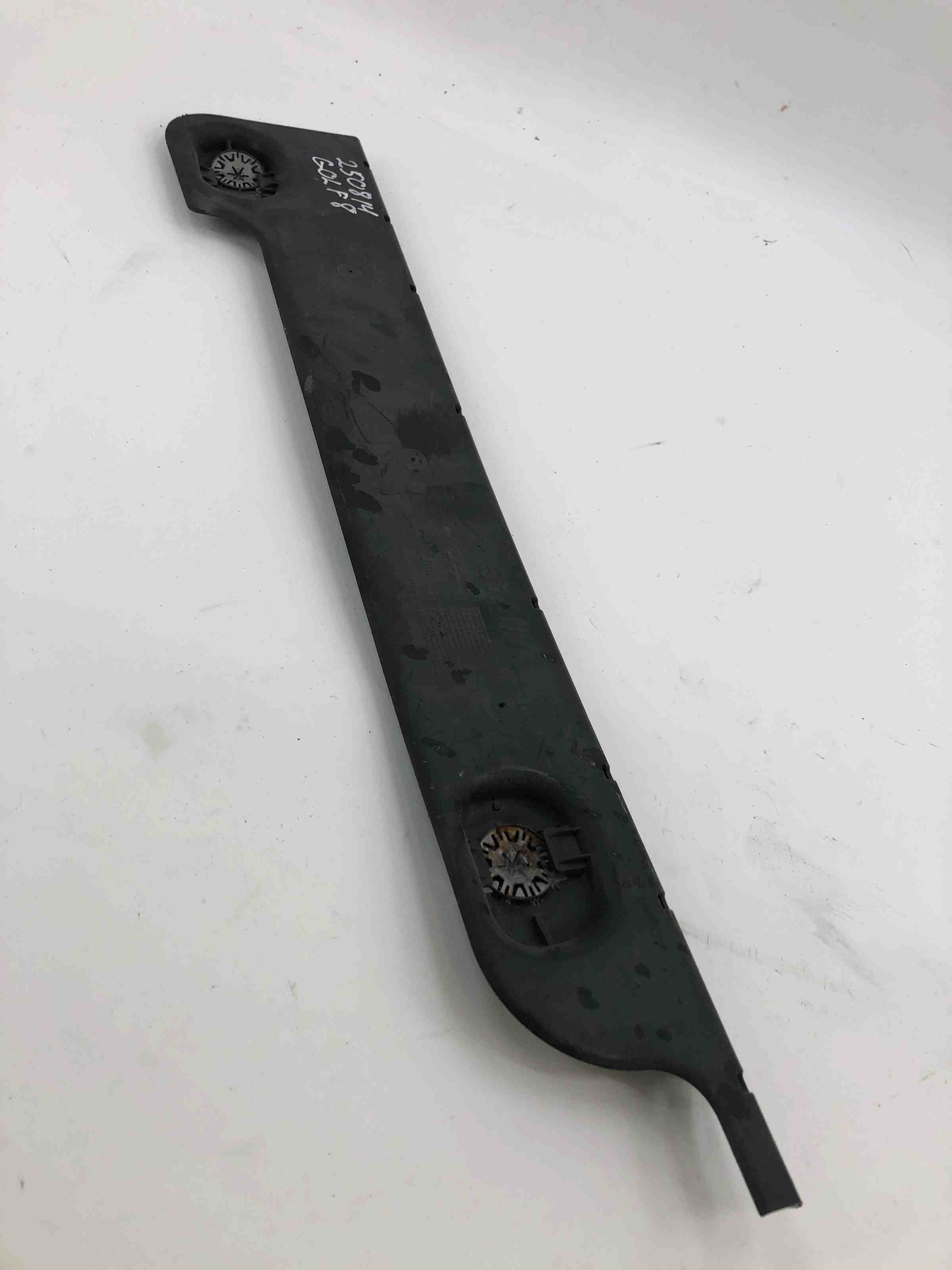 VOLKSWAGEN Golf 8 generation (2019-2023) Rear Middle Bottom Protection 5wa201429 32431740