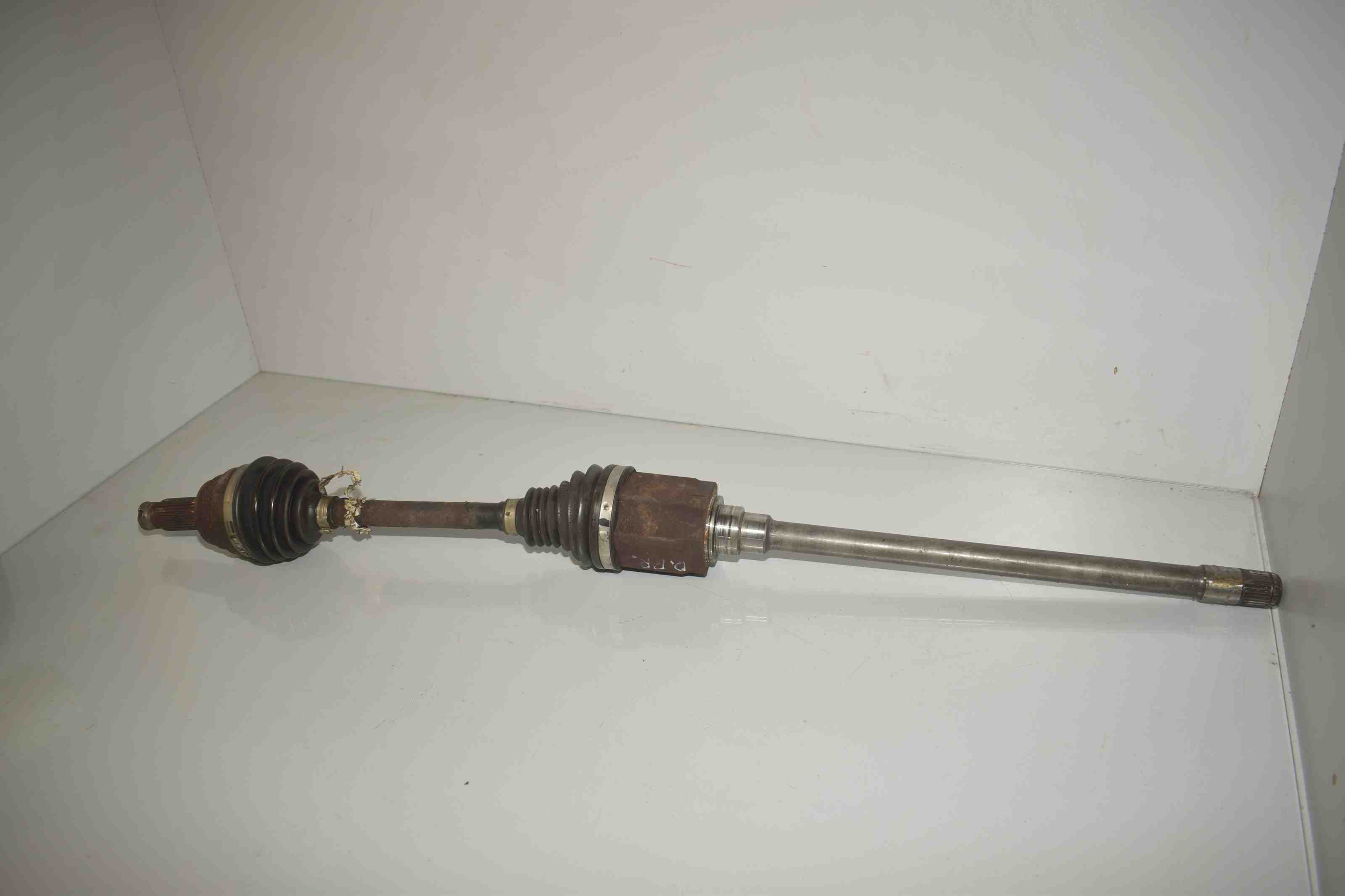 BMW X6 E71/E72 (2008-2012) Priekšējā labā pusass 7622884,31607622884,7629882,31607629882,7545126,31607545126,8631750,31608631750,7553946,31607553946 32191777