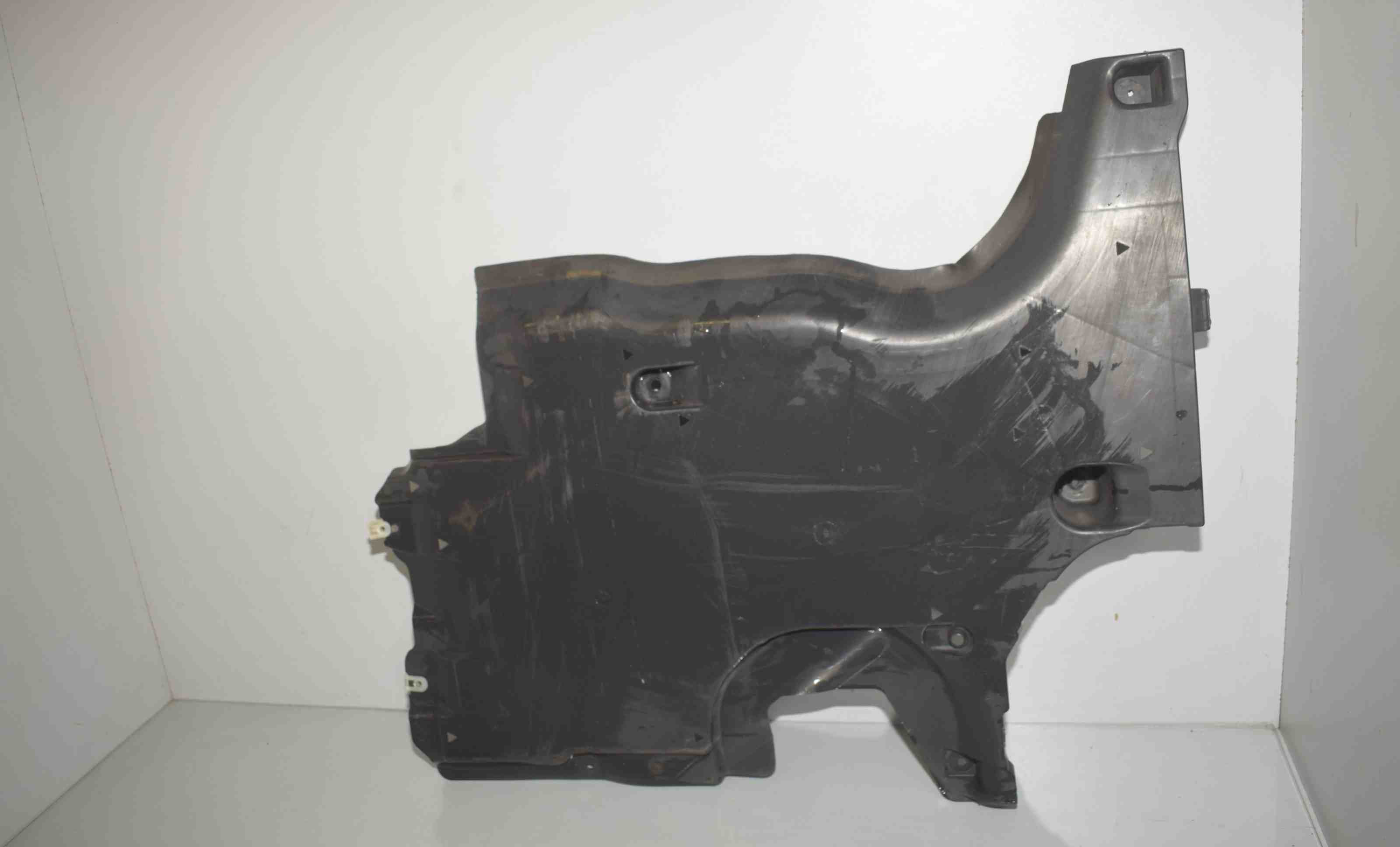 BMW 5 Series G30/G31 (2016-2023) Right Side Underbody Cover 7441180,51757441180 32203813