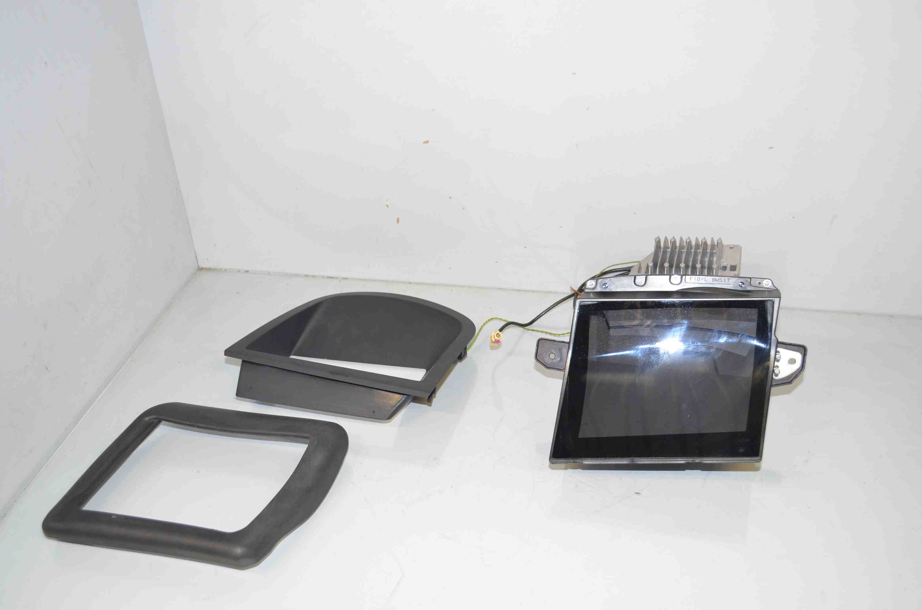 BMW 5 Series F10/F11 (2009-2017) Head-Up Display 9252341,62309252341,62309246212,9246212,62309323557,9323557,62309350465,9350465,62306815499,6815499 32395188