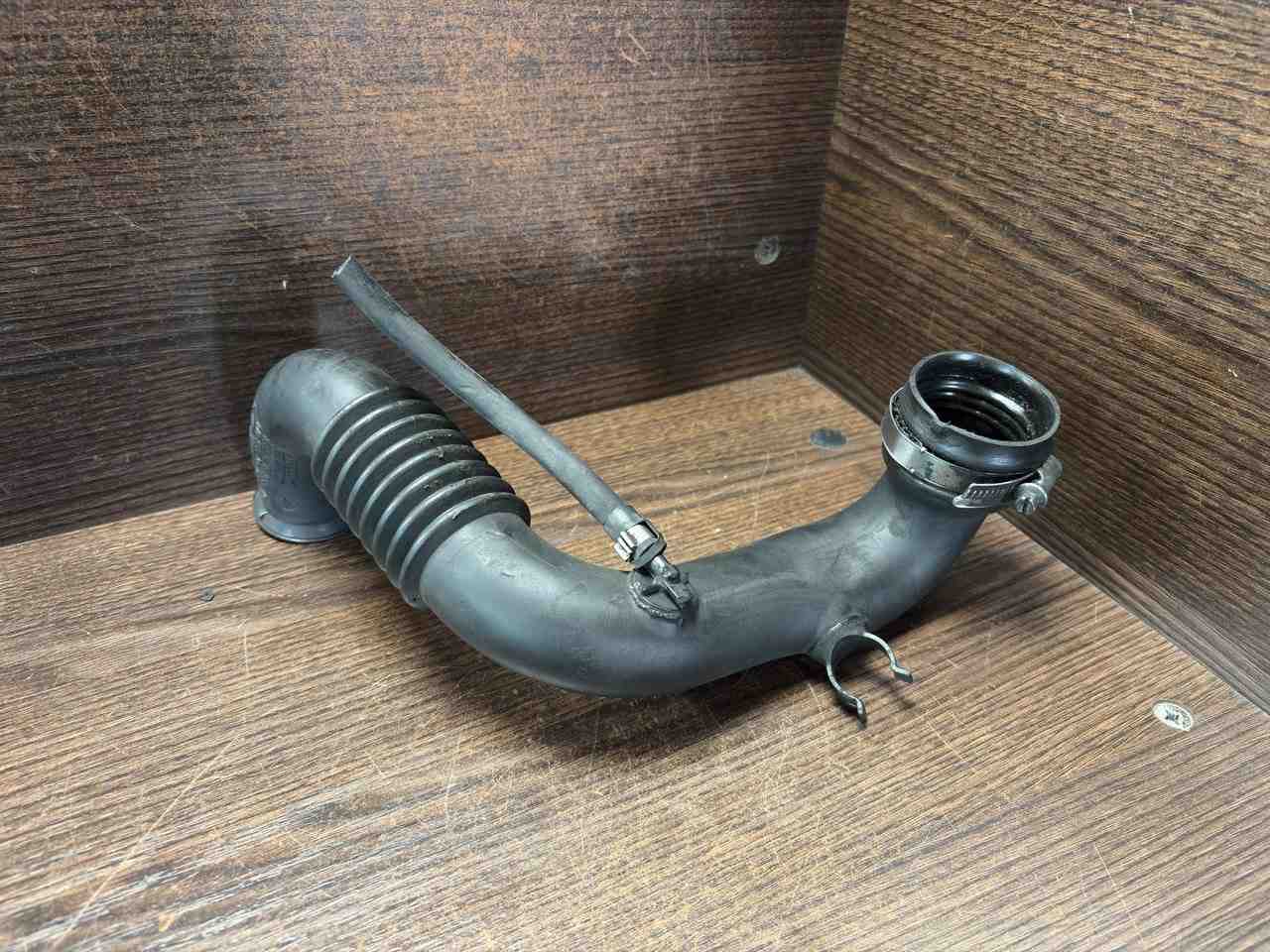 RENAULT Trafic 2 generation (2001-2015) Intercooler slangrör 8200470985 32397765