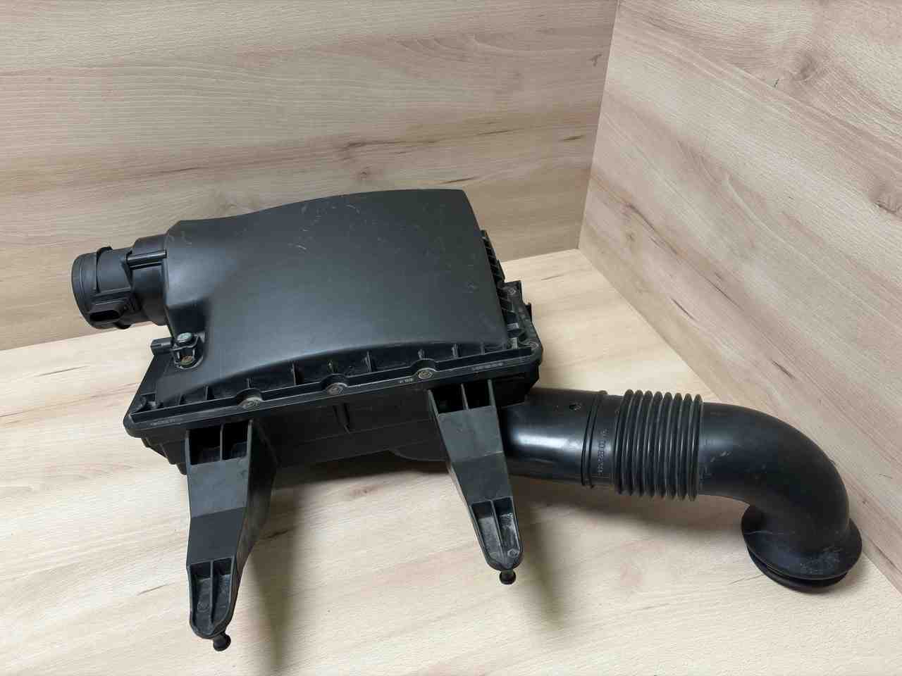 MERCEDES-BENZ Sprinter 2 generation (906) (2006-2018) Luftfilterlåda 0000905001,A0000905001,0000943248,A0000943248,0281002896,0000902651,A0000902651 32401385