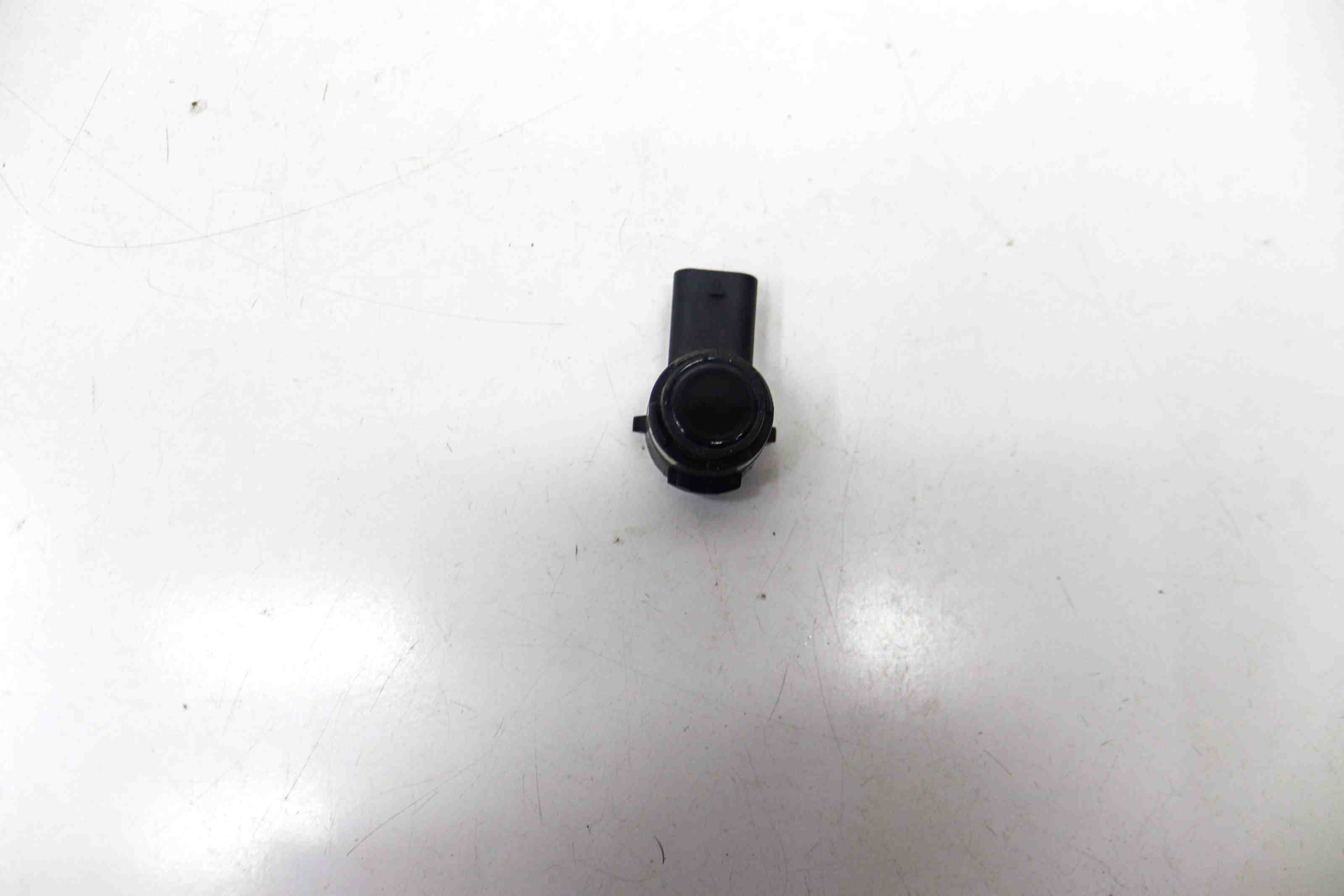 TESLA Model 3 1 generation (2017-2024) Aizmugurējais pārking sensors 112750301D 32397436