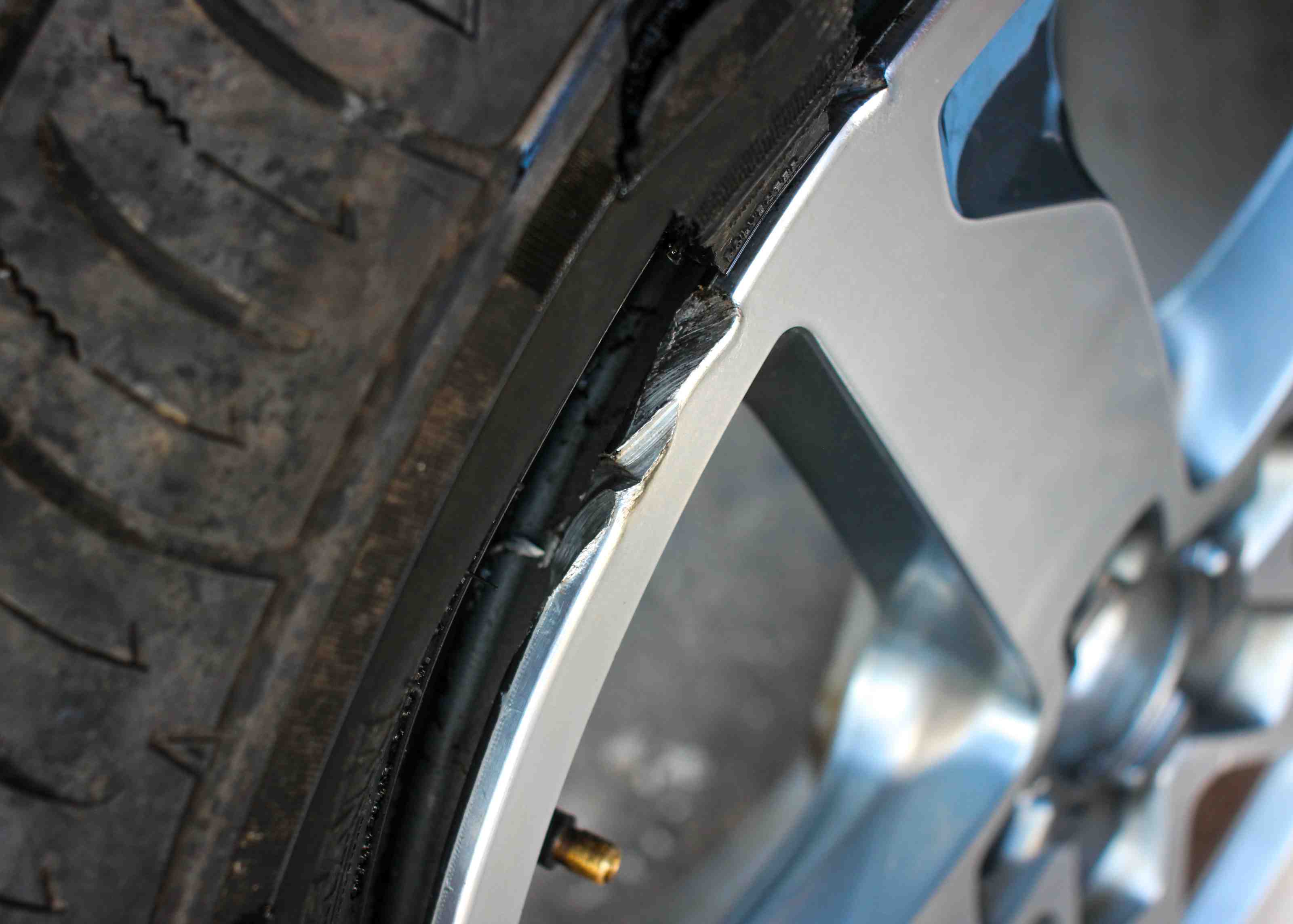 AUDI Q3 8U (2011-2020) Hjuluppsättning 8U0601025T 32402312