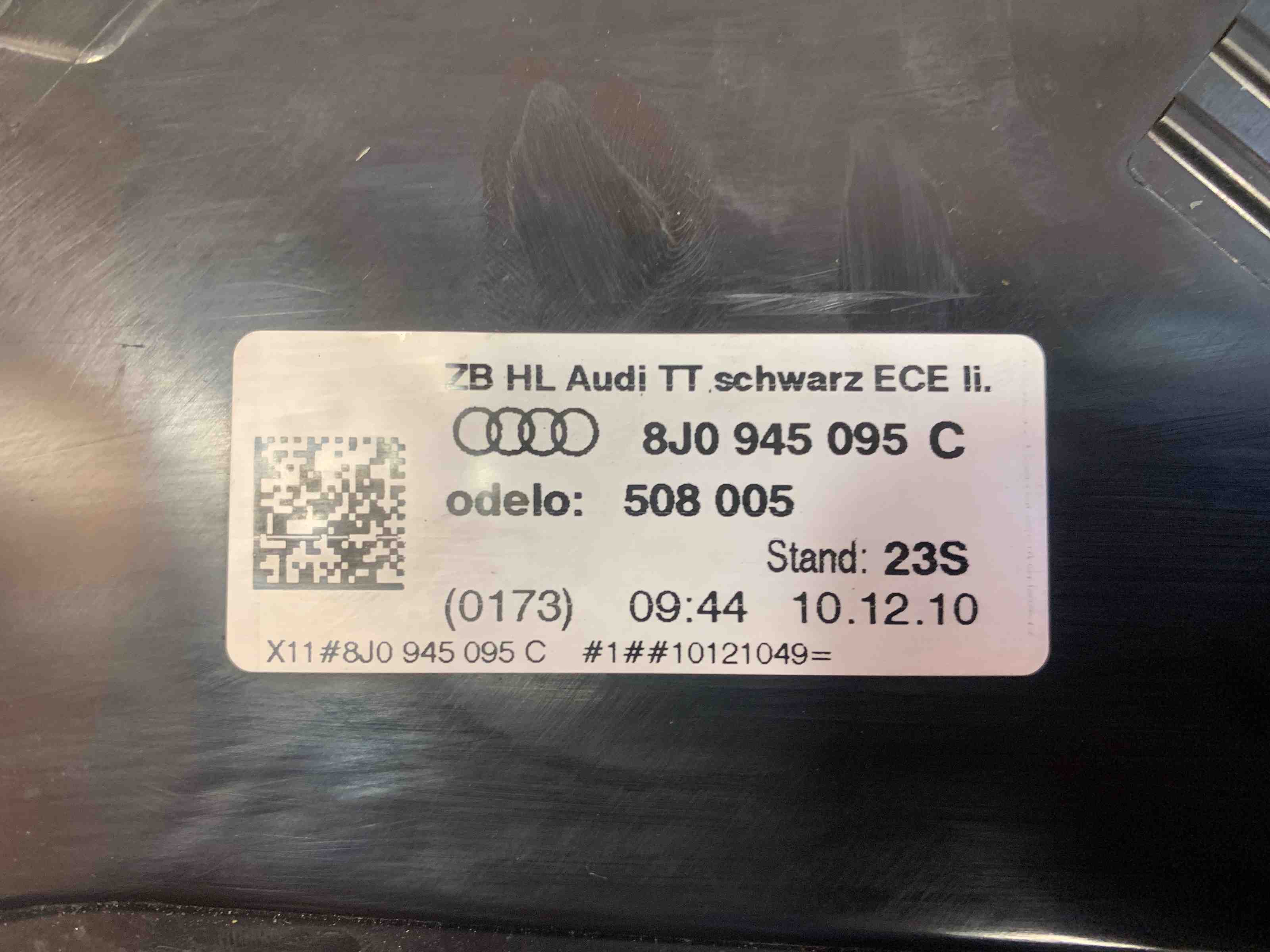 AUDI TT 8J (2006-2014) Aizmugurējais kreisais lukturis 8J0945095,8J0945095c 32396808