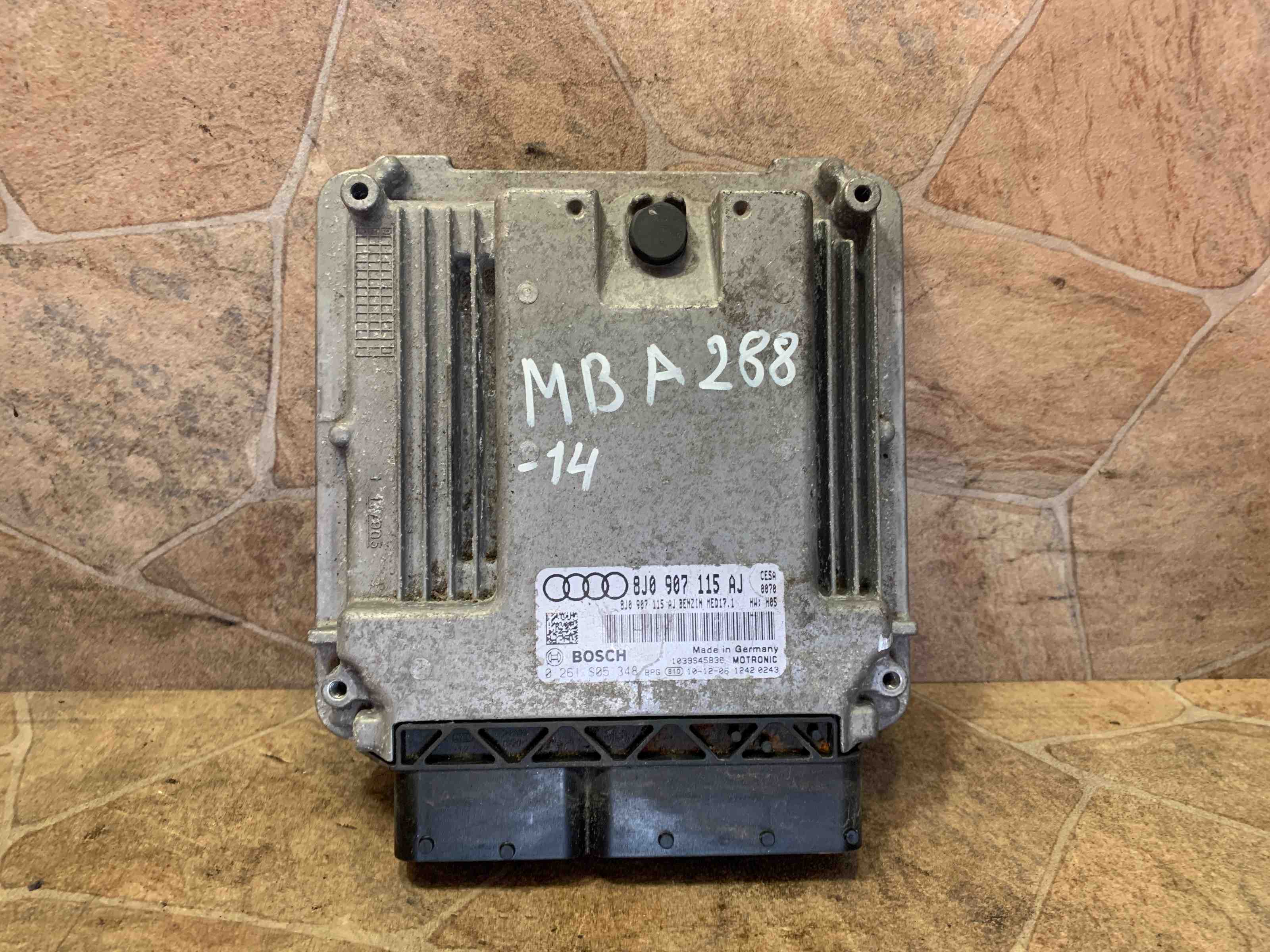 AUDI TT 8J (2006-2014) Motora vadības bloks 8J0907115AJ 32397974