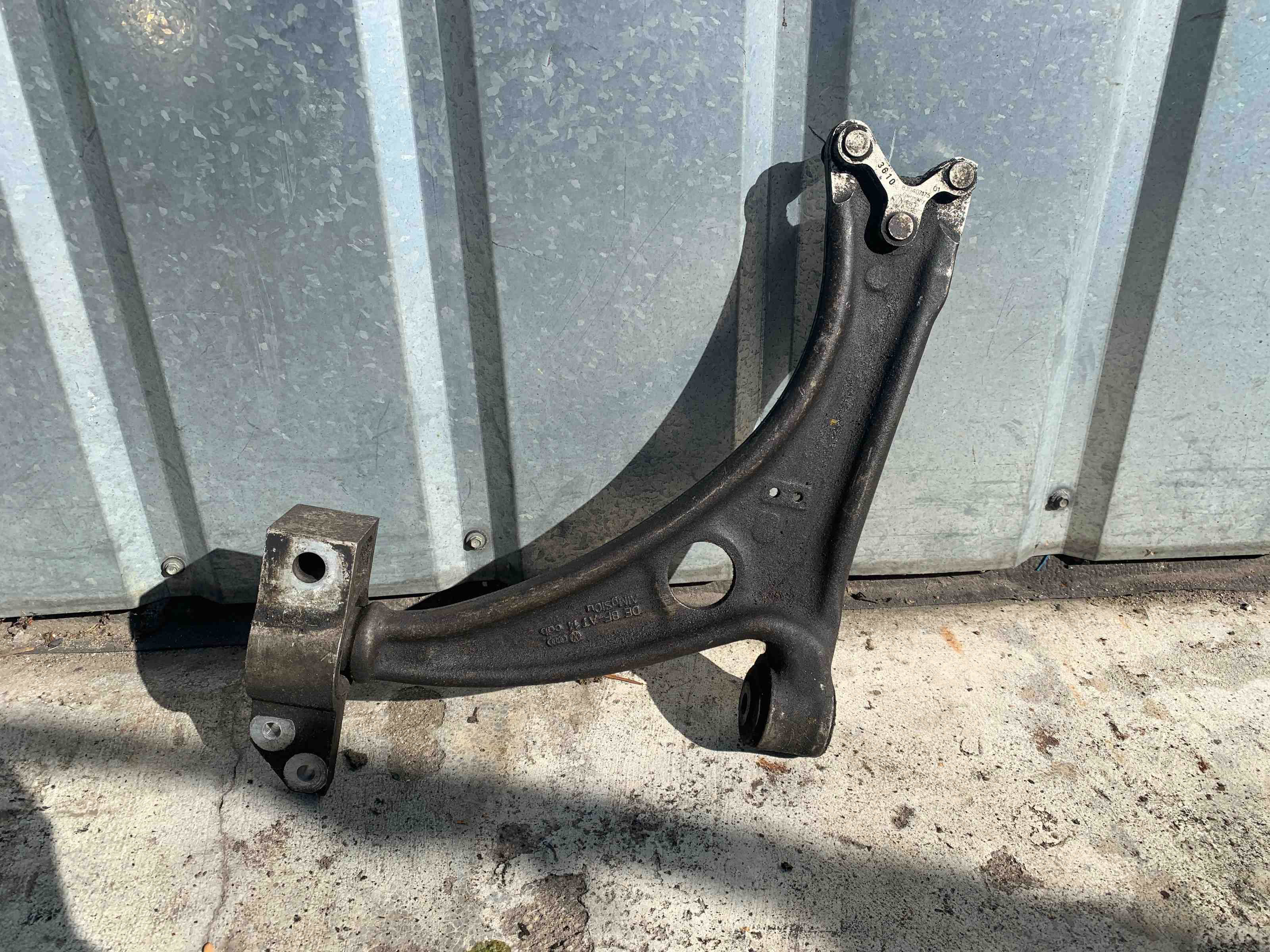 AUDI TT 8J (2006-2014) Vänster främre arm 8J0407175 32403590