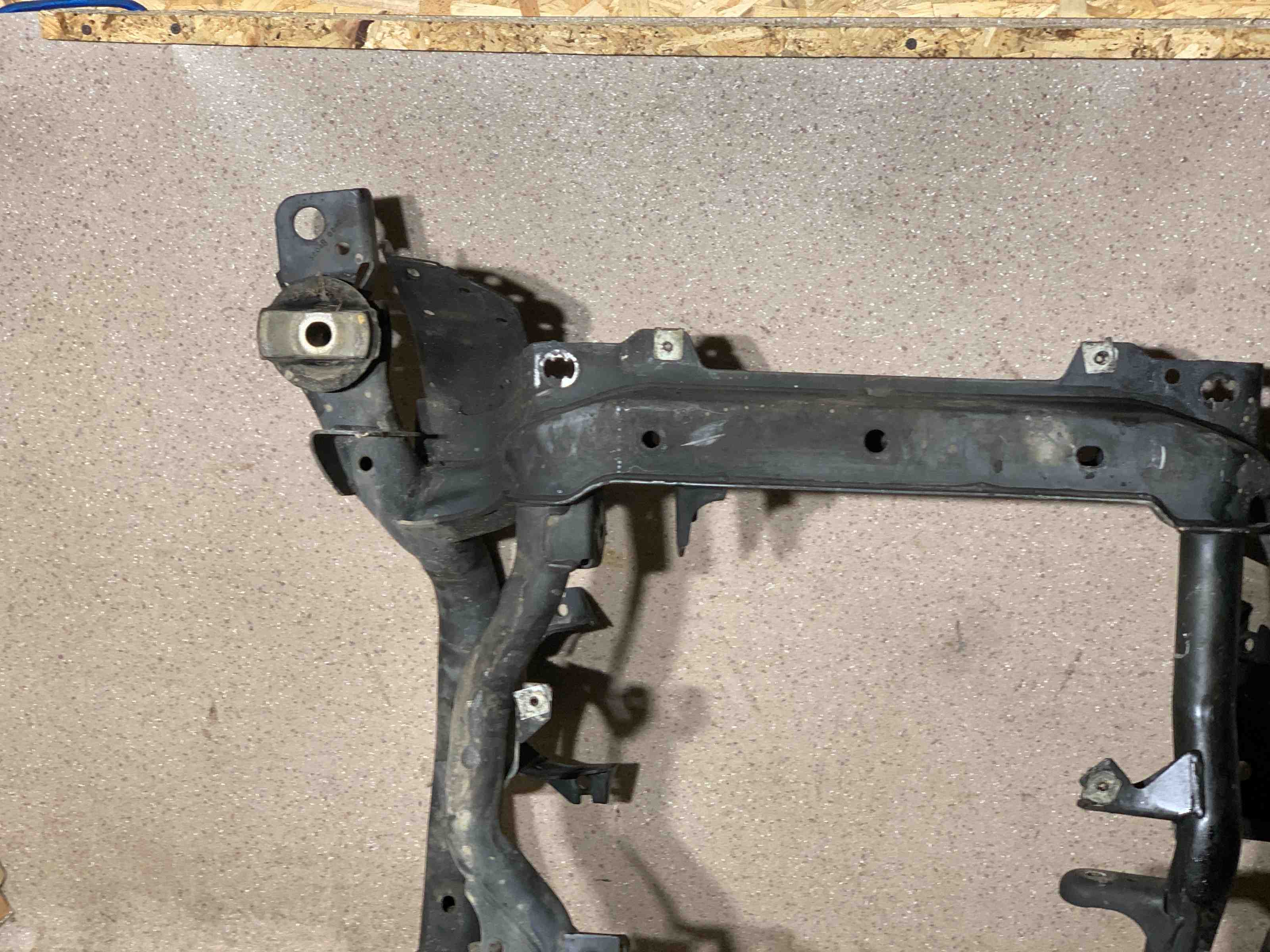 MERCEDES-BENZ M-Class W166 (2011-2015) Front Suspension Subframe 13235AC 32476628