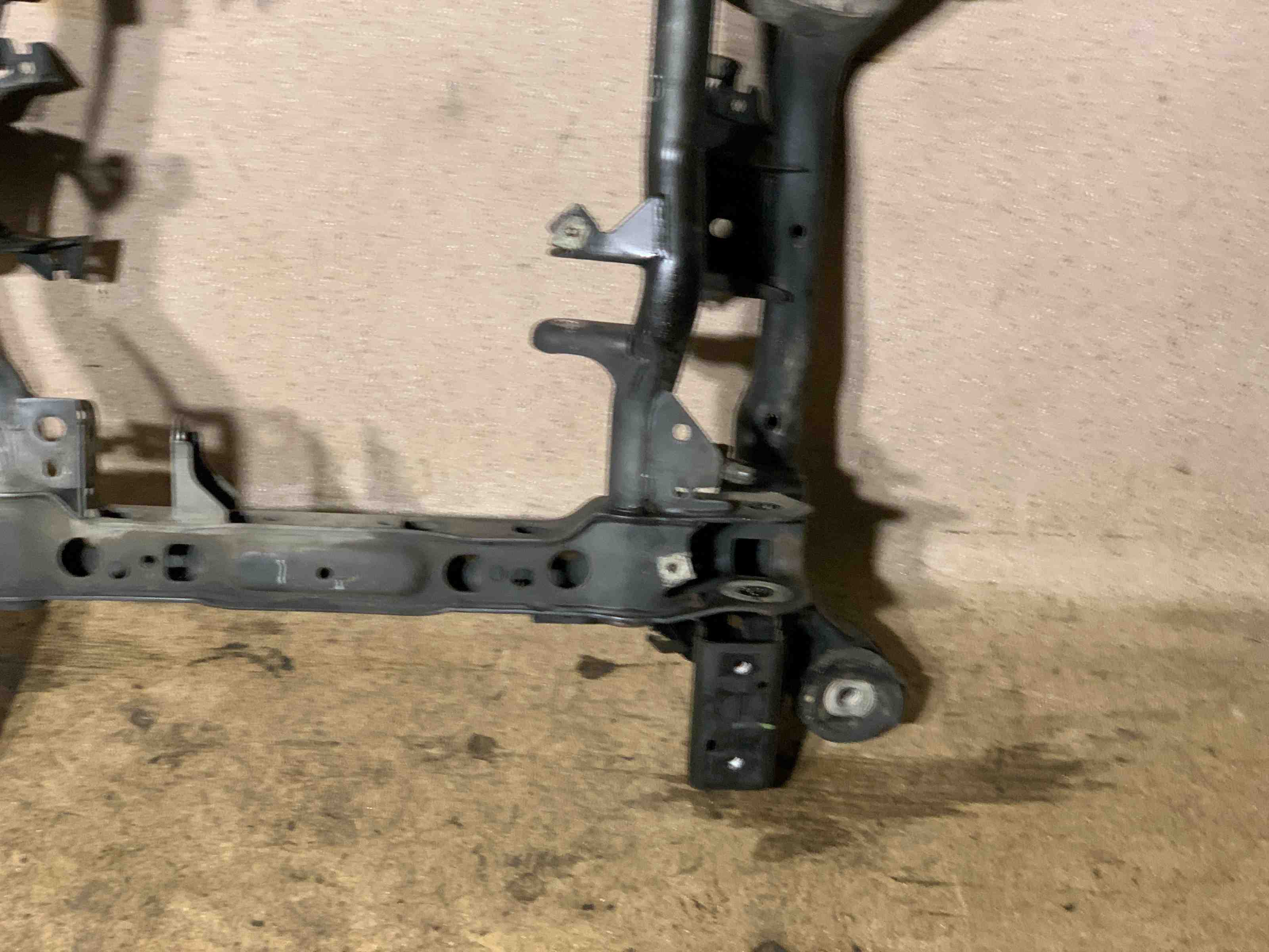 MERCEDES-BENZ M-Class W166 (2011-2015) Front Suspension Subframe 13235AC 32476628