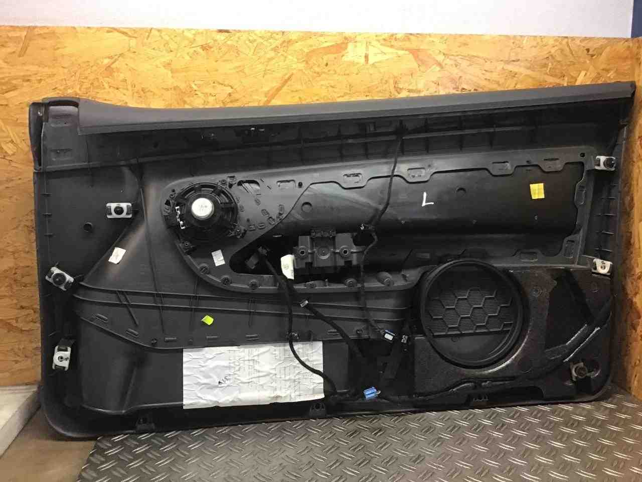 VOLKSWAGEN Golf 5 generation (2003-2009) Front Left Door Panel 1K3867011L 32282066