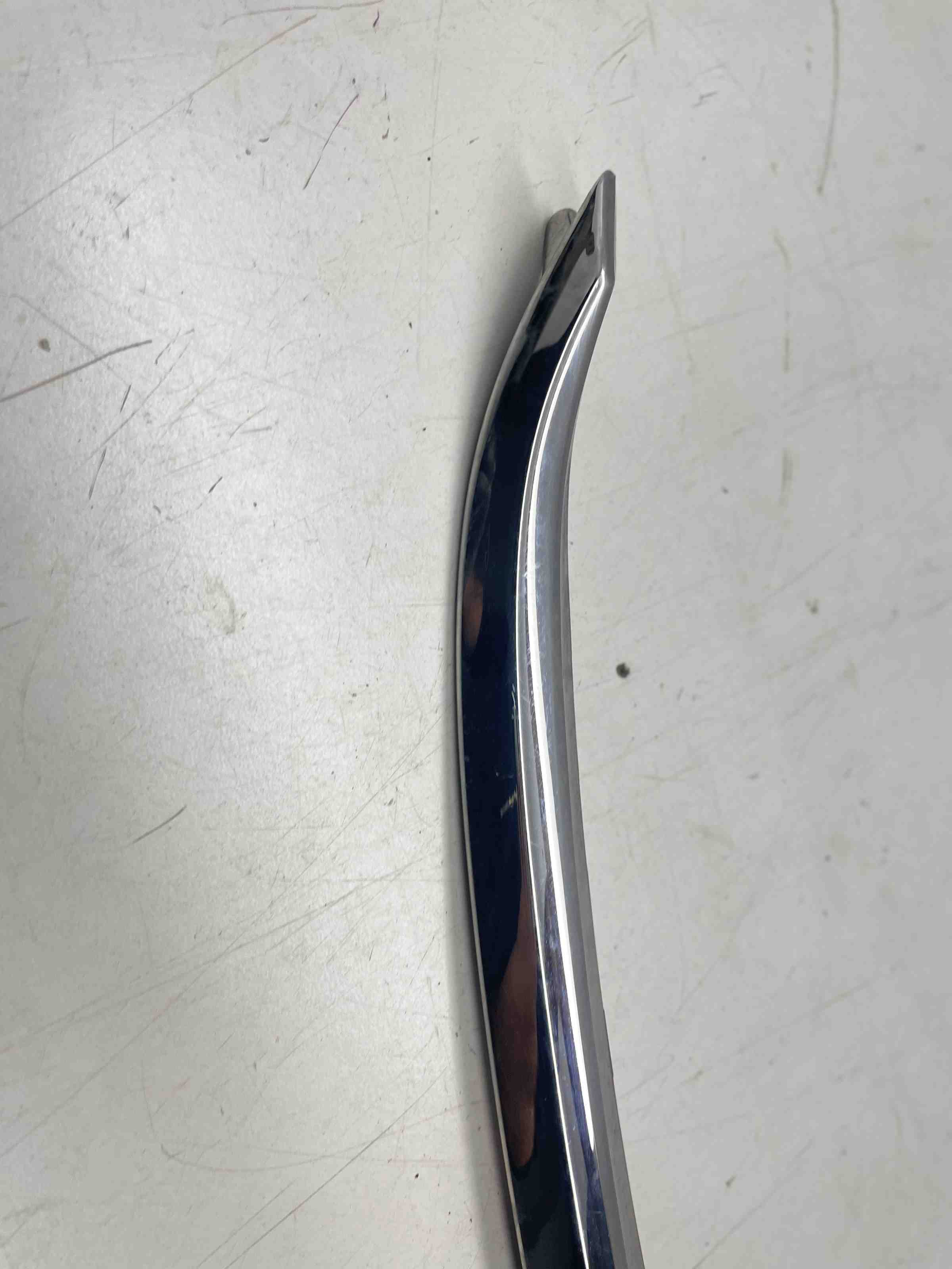 RENAULT Espace 5 generation (2015-2023) Priekšējā bampera labais moldings 620747721R 32393708