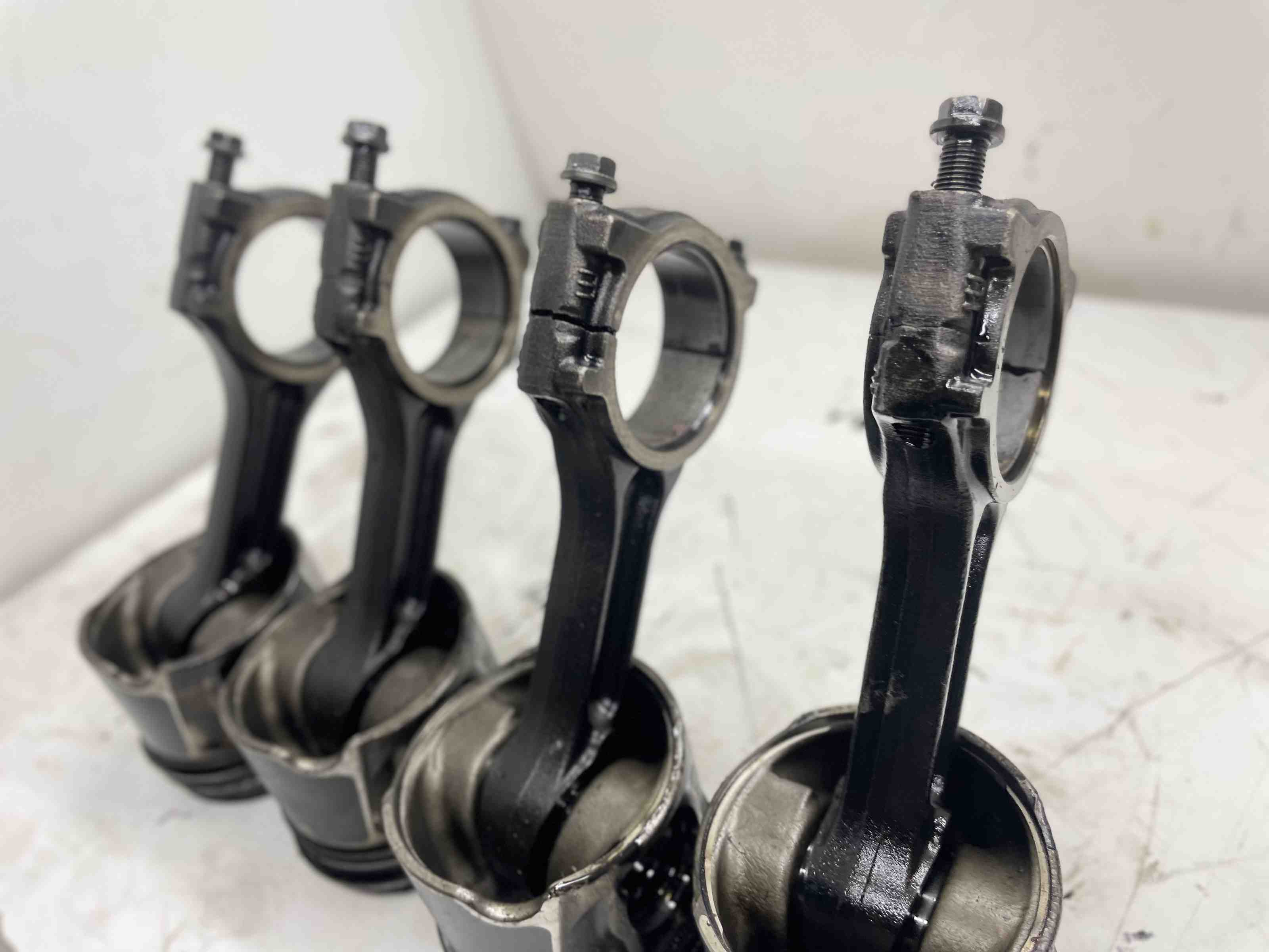 RENAULT Espace 5 generation (2015-2023) Pistons Set 080340 32400226