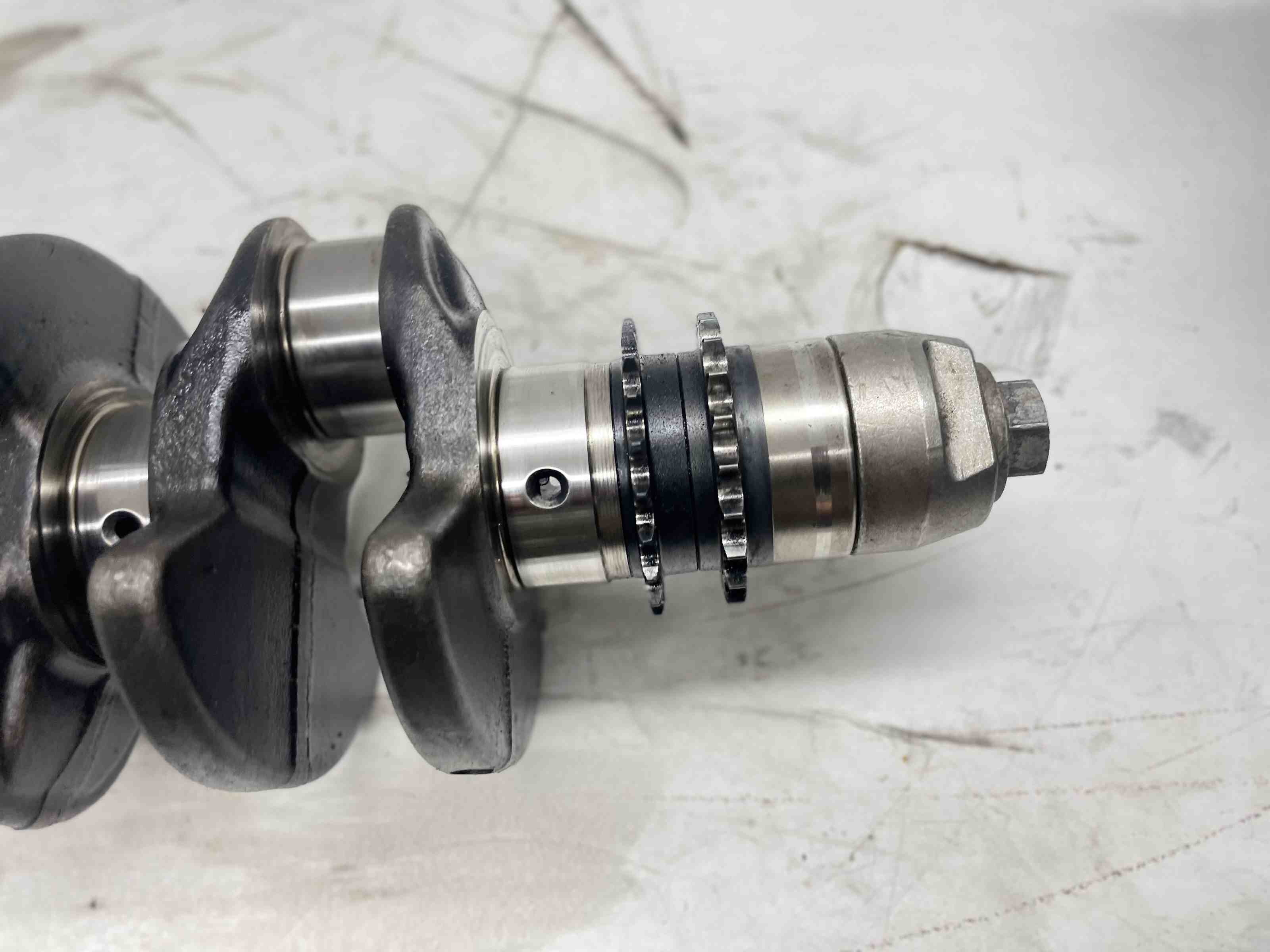 RENAULT Espace 5 generation (2015-2023) Crankshaft 5599R 32400231
