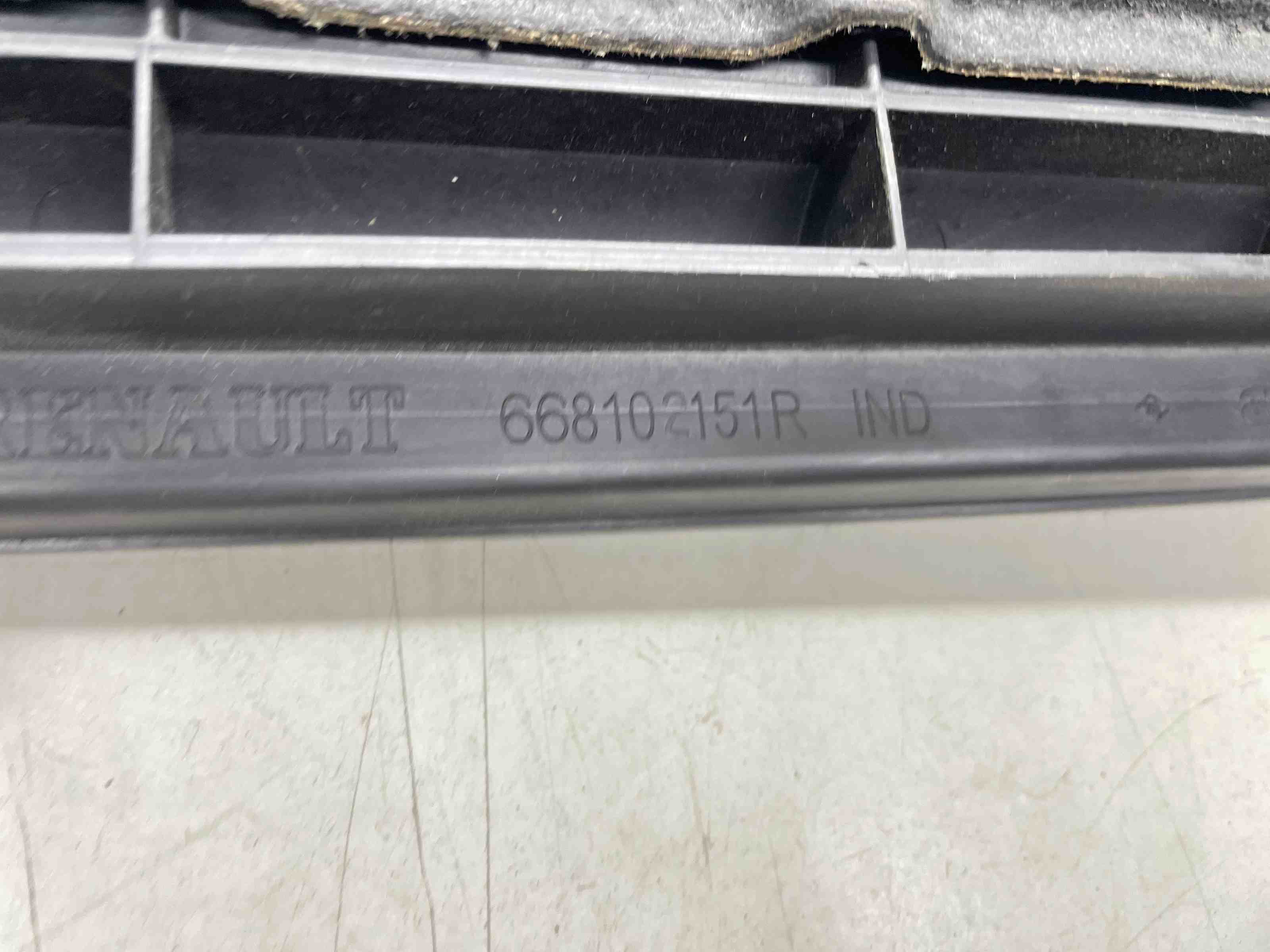RENAULT Espace 5 generation (2015-2023) Front  Wiper Cowl Trim 668102151R 32400356