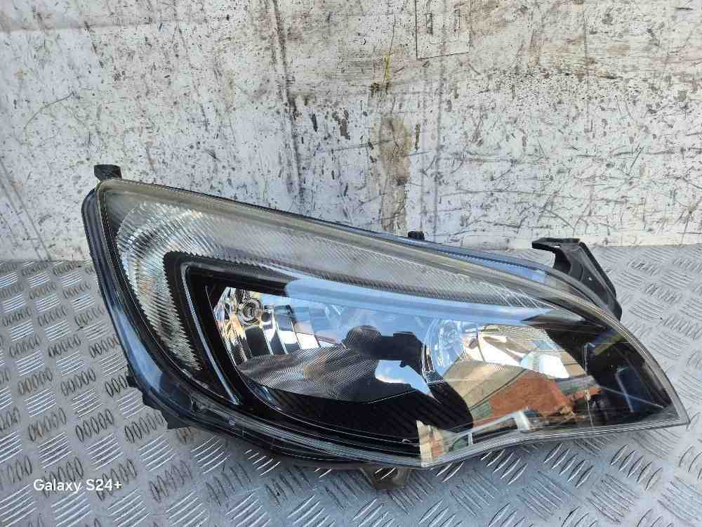 OPEL Astra J (2009-2020) Фара передняя правая 1LG01001110,13297721,17157102 32406021