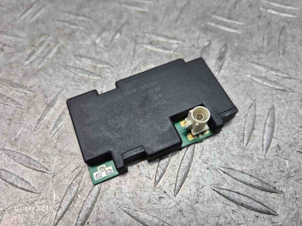 AUDI A6 C6/4F (2004-2011) Bootlid Antenna Amplifier 4F5035225AC 32416217