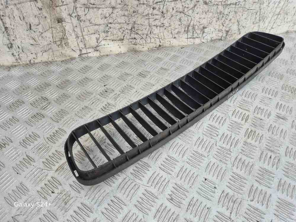 SKODA Fabia 2 generation  (2010-2014) Решетка радиатора переднего бампера 5J0853677 32568084